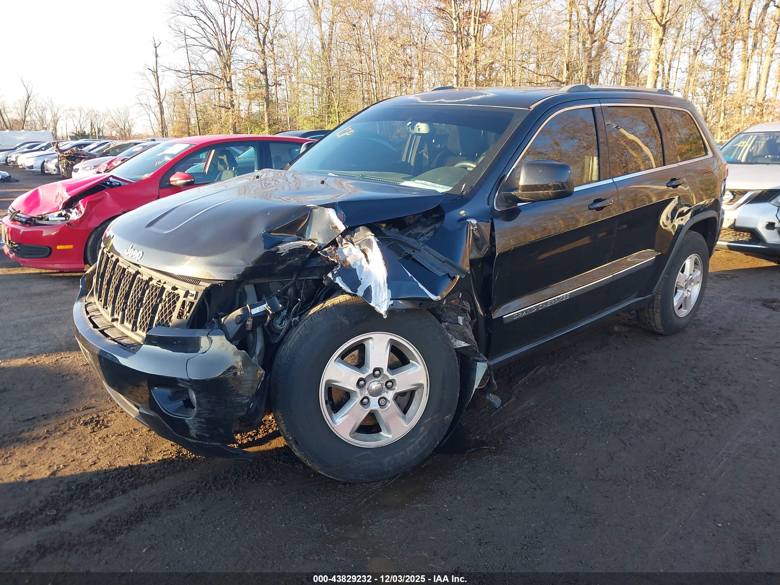 JEEP GRAND image 2
