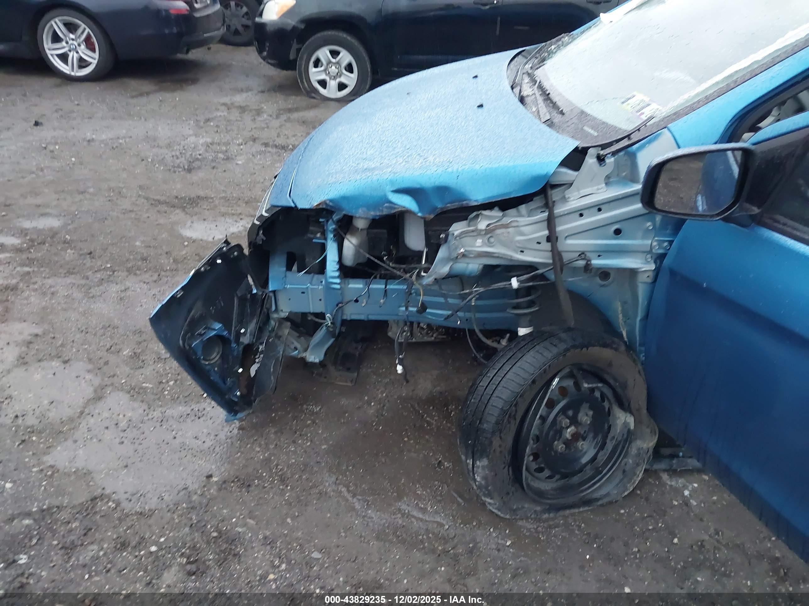 MITSUBISHI MIRAGE image 6