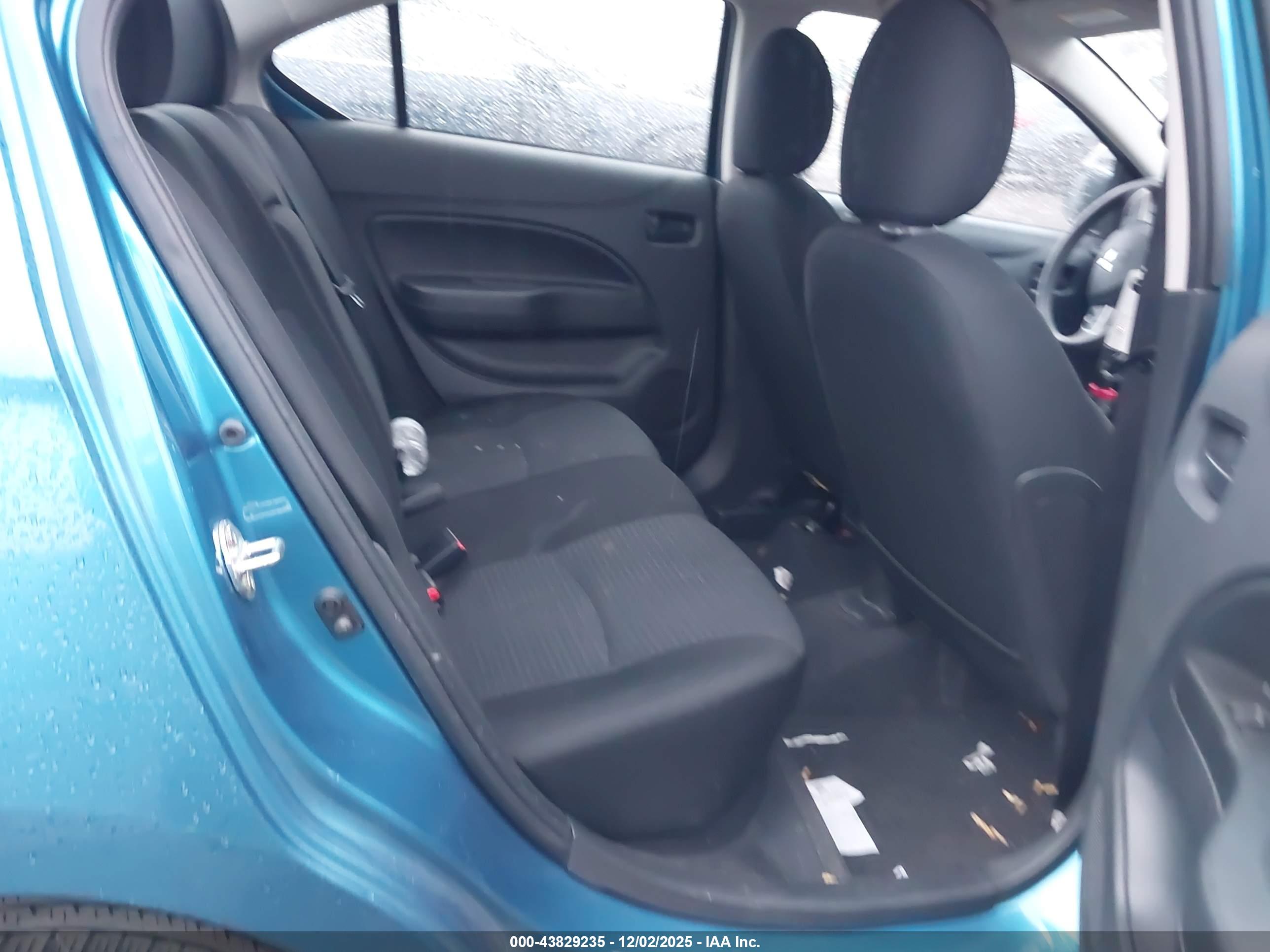 MITSUBISHI MIRAGE image 8