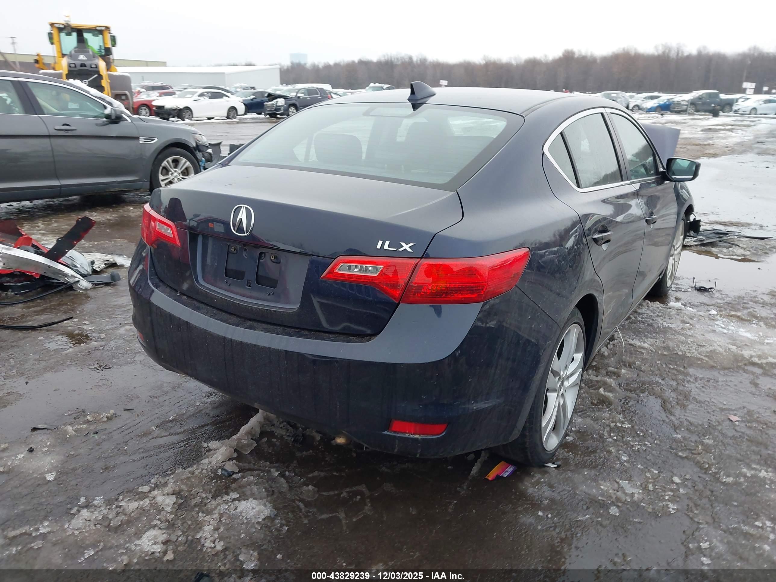 ACURA ILX image 4