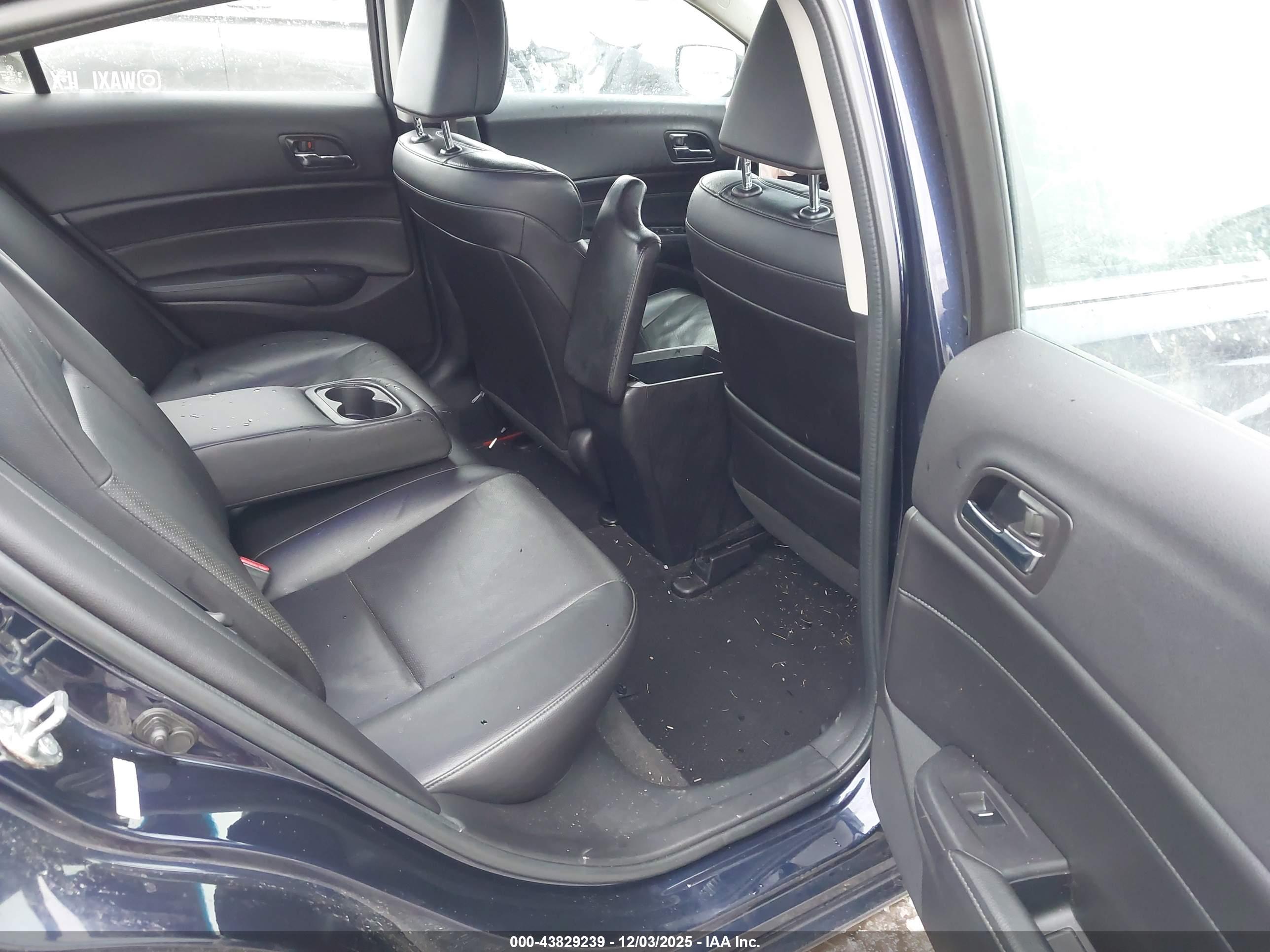 ACURA ILX image 8