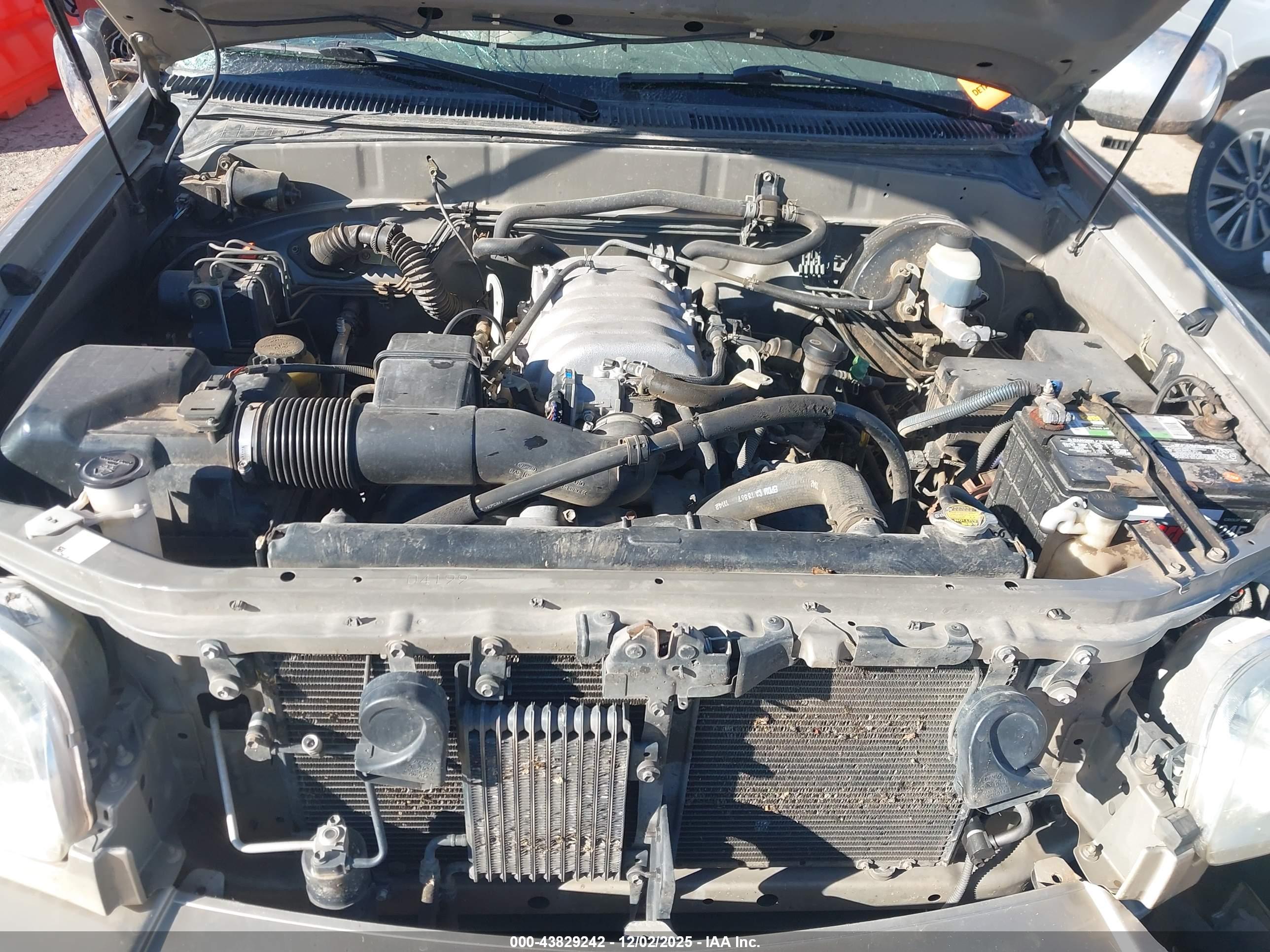 TOYOTA TUNDRA image 10