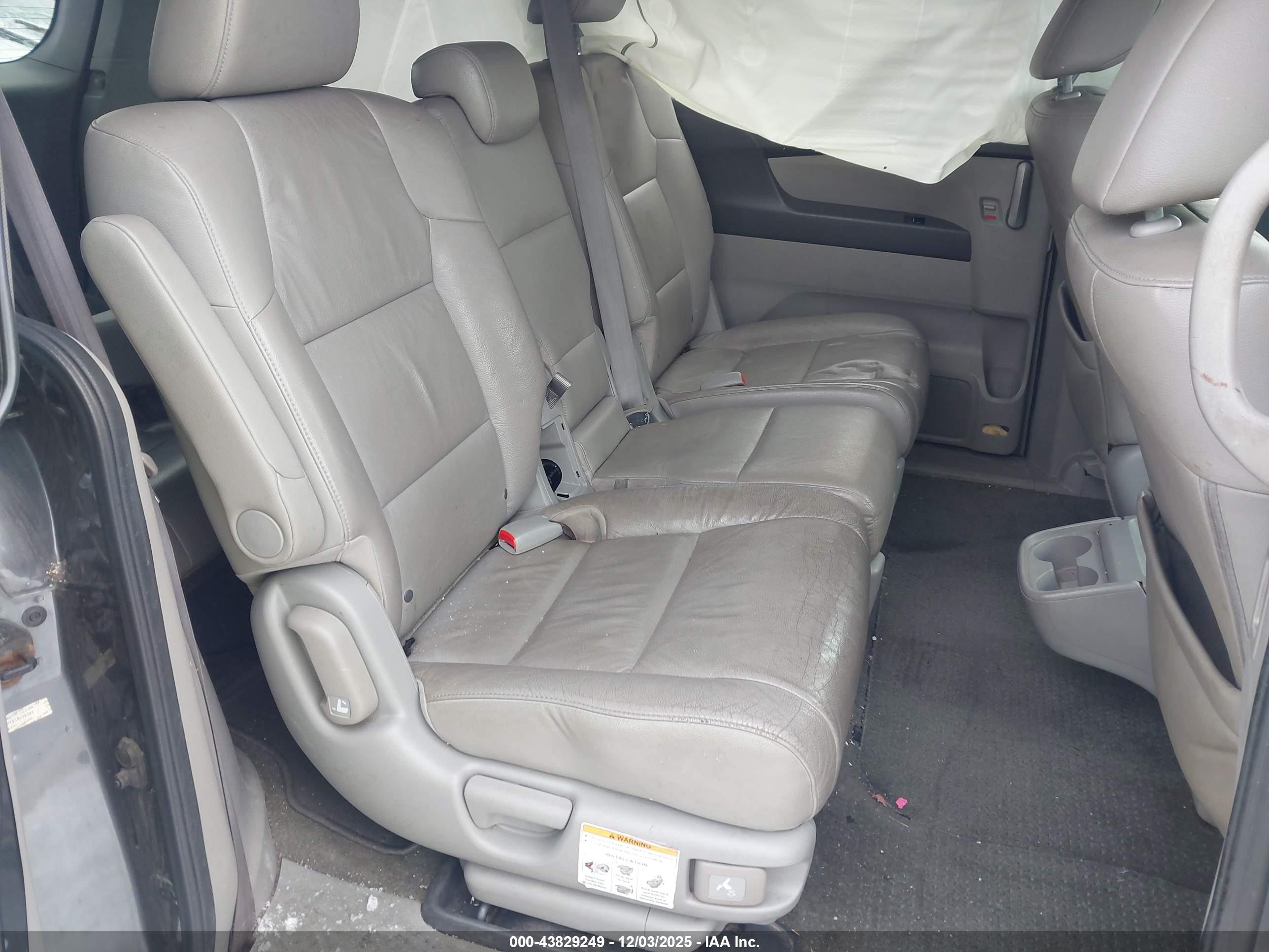 HONDA ODYSSEY image 8