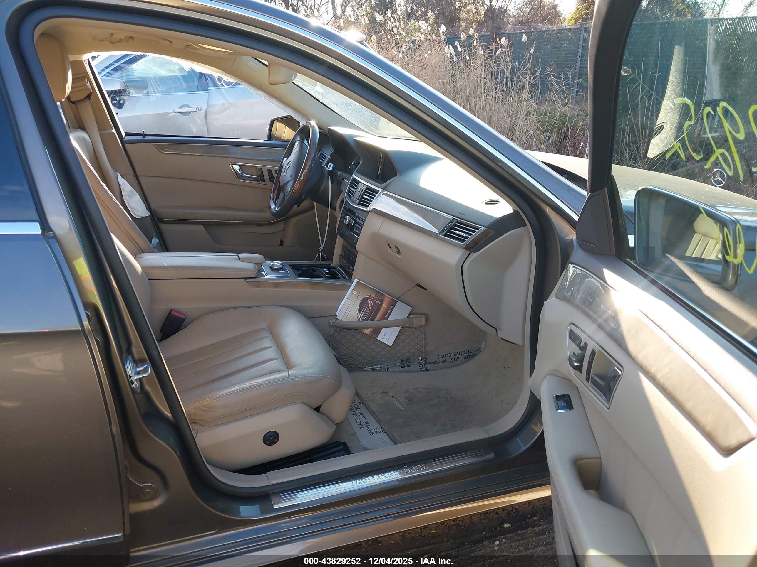 MERCEDES-BENZ E image 5
