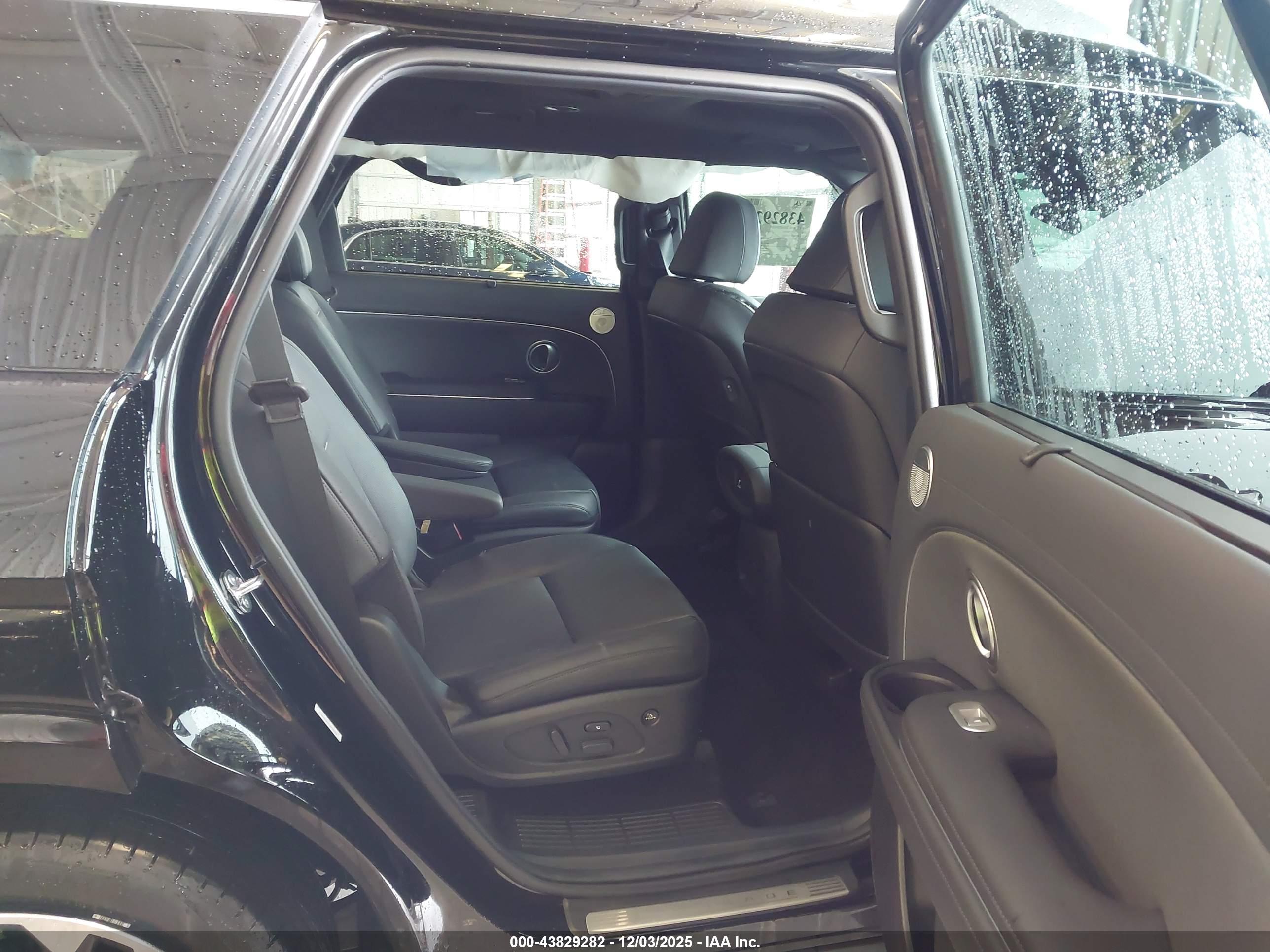 HYUNDAI PALISADE image 8