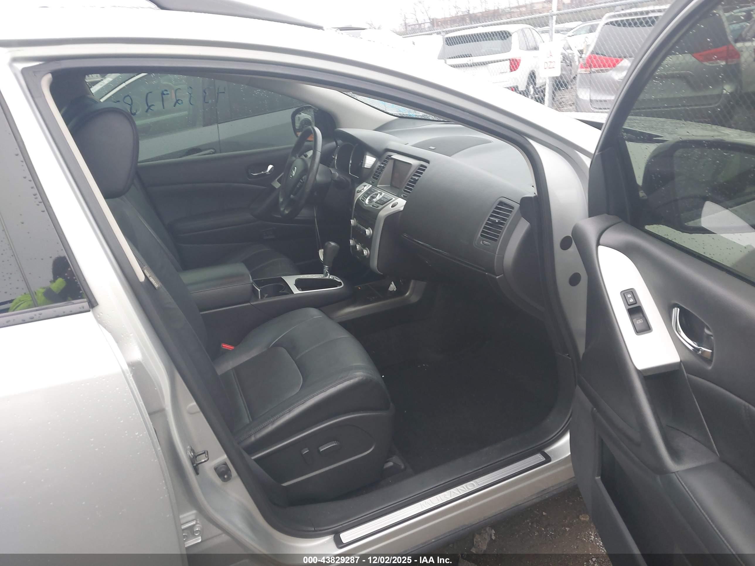 NISSAN MURANO image 5