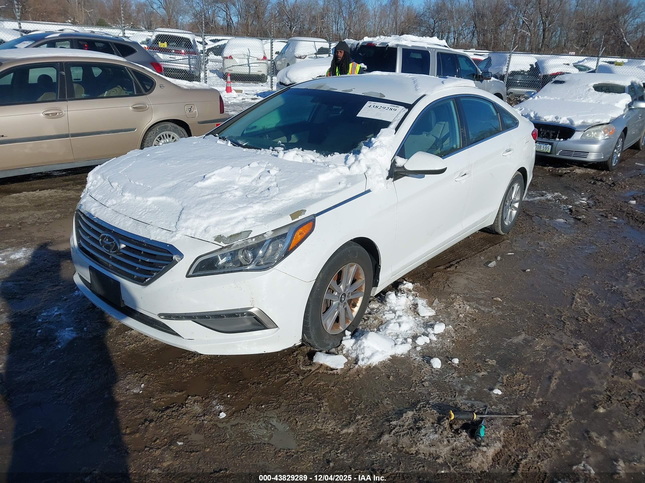 HYUNDAI SONATA image 2