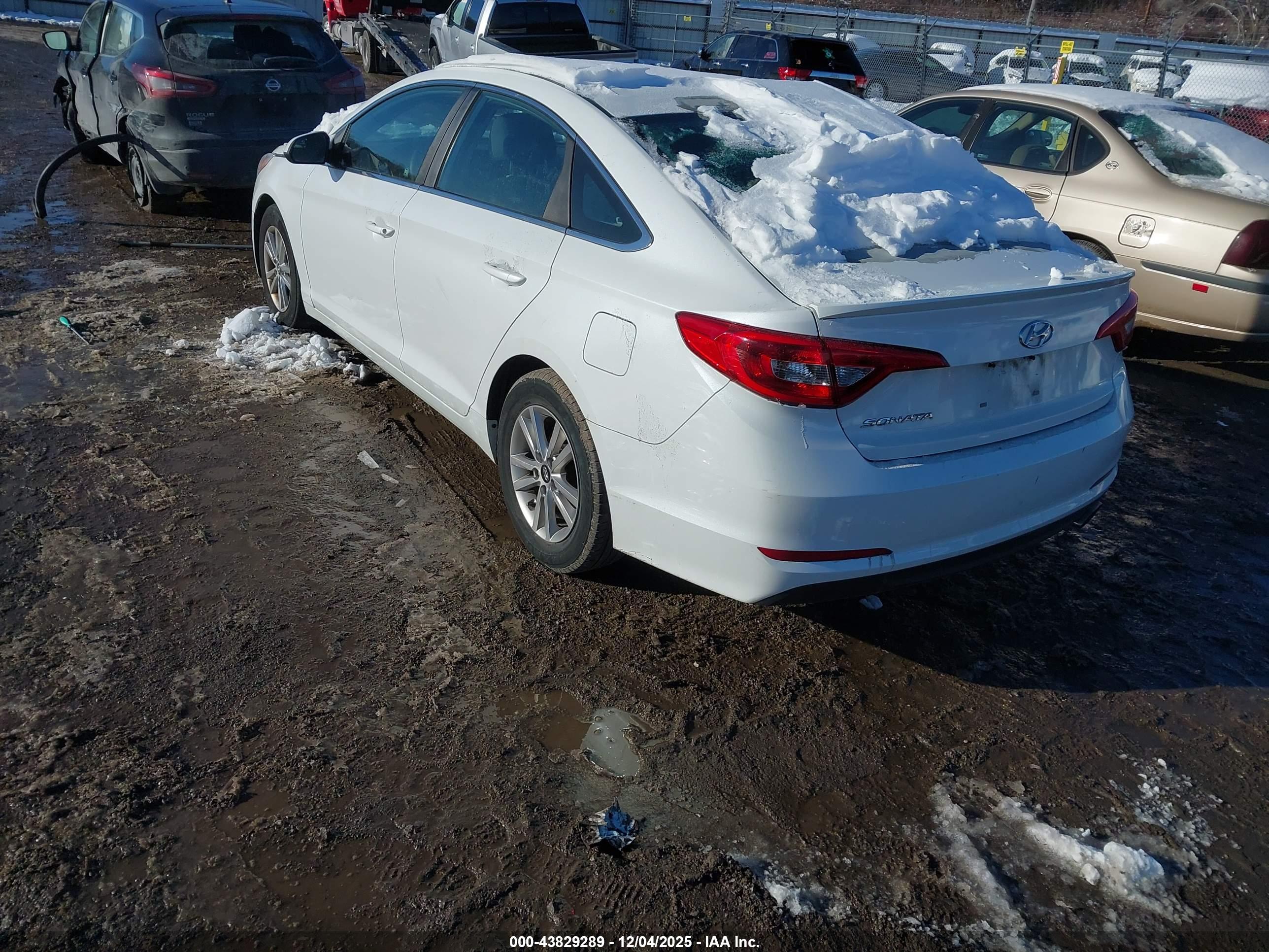 HYUNDAI SONATA image 6