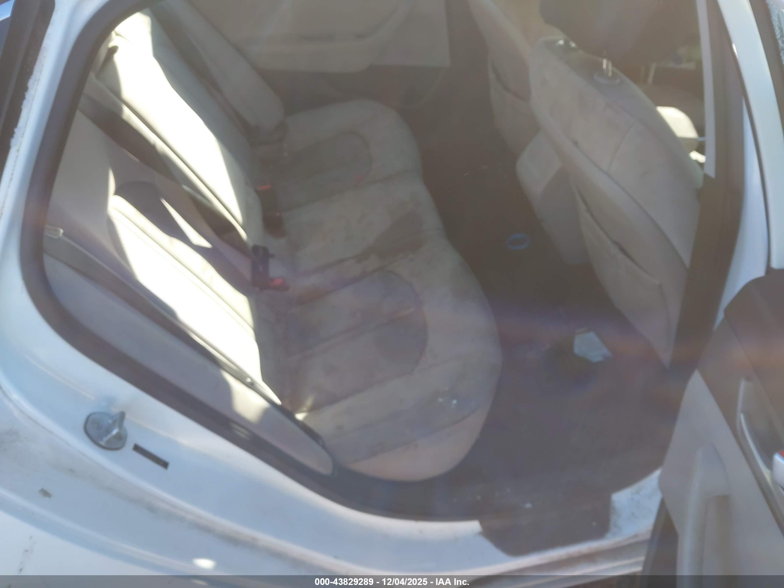 HYUNDAI SONATA image 8