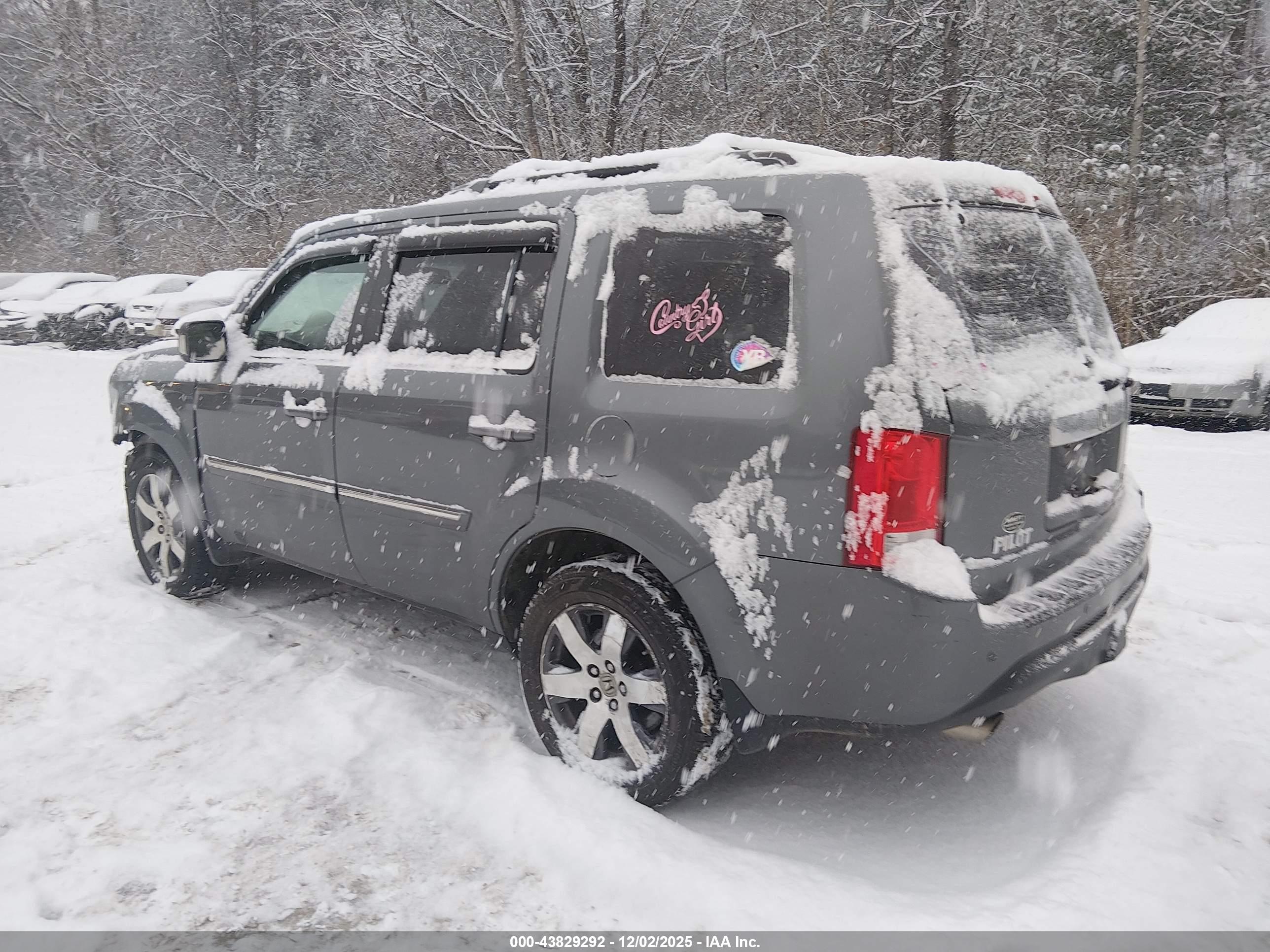HONDA PILOT image 3