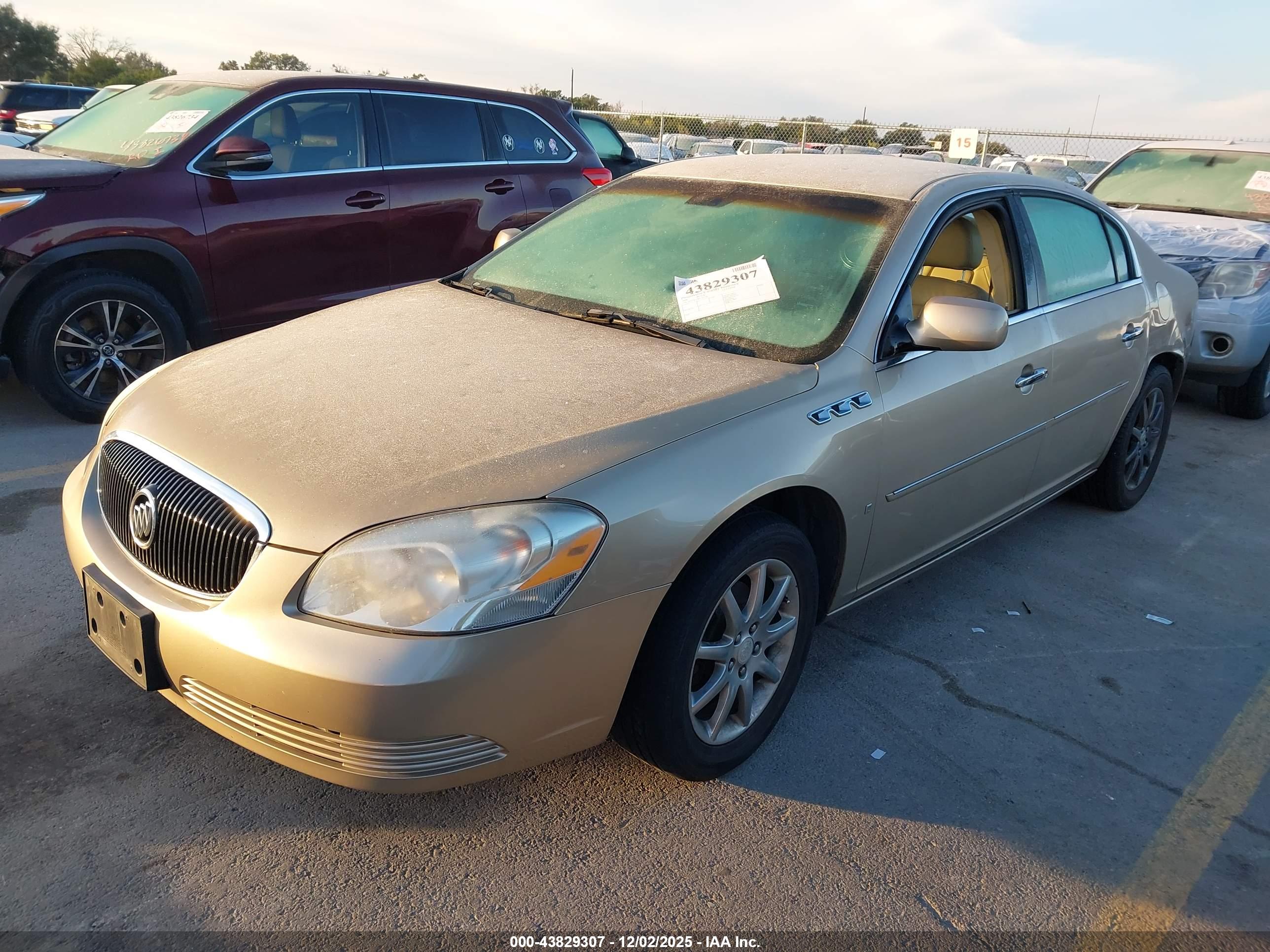 BUICK LUCERNE image 2