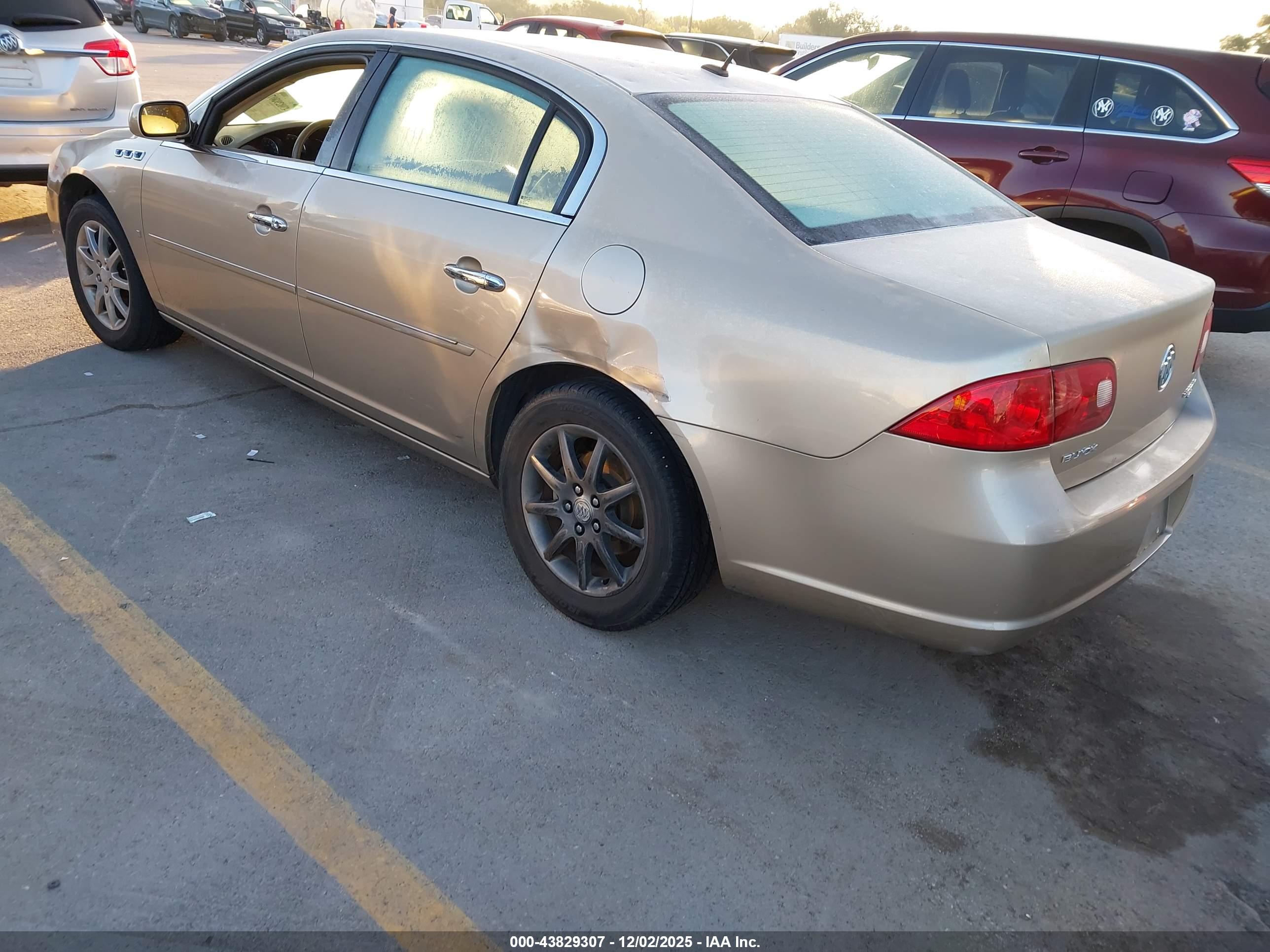 BUICK LUCERNE image 3