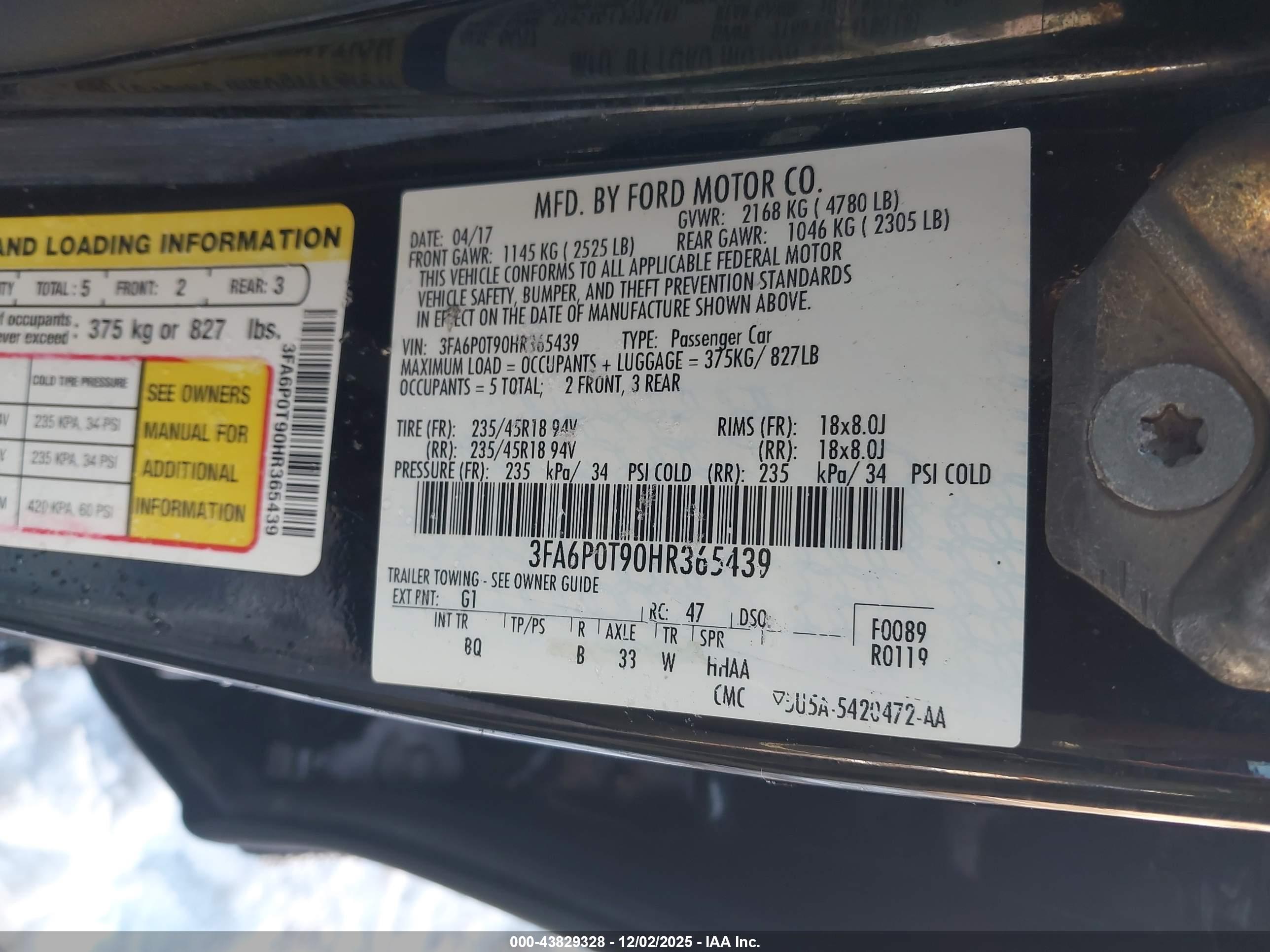 FORD FUSION image 9
