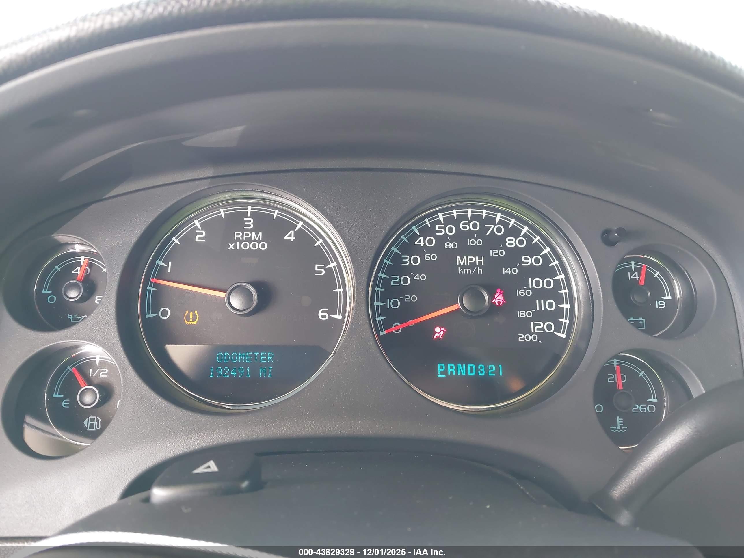 CHEVROLET AVALANCHE image 7