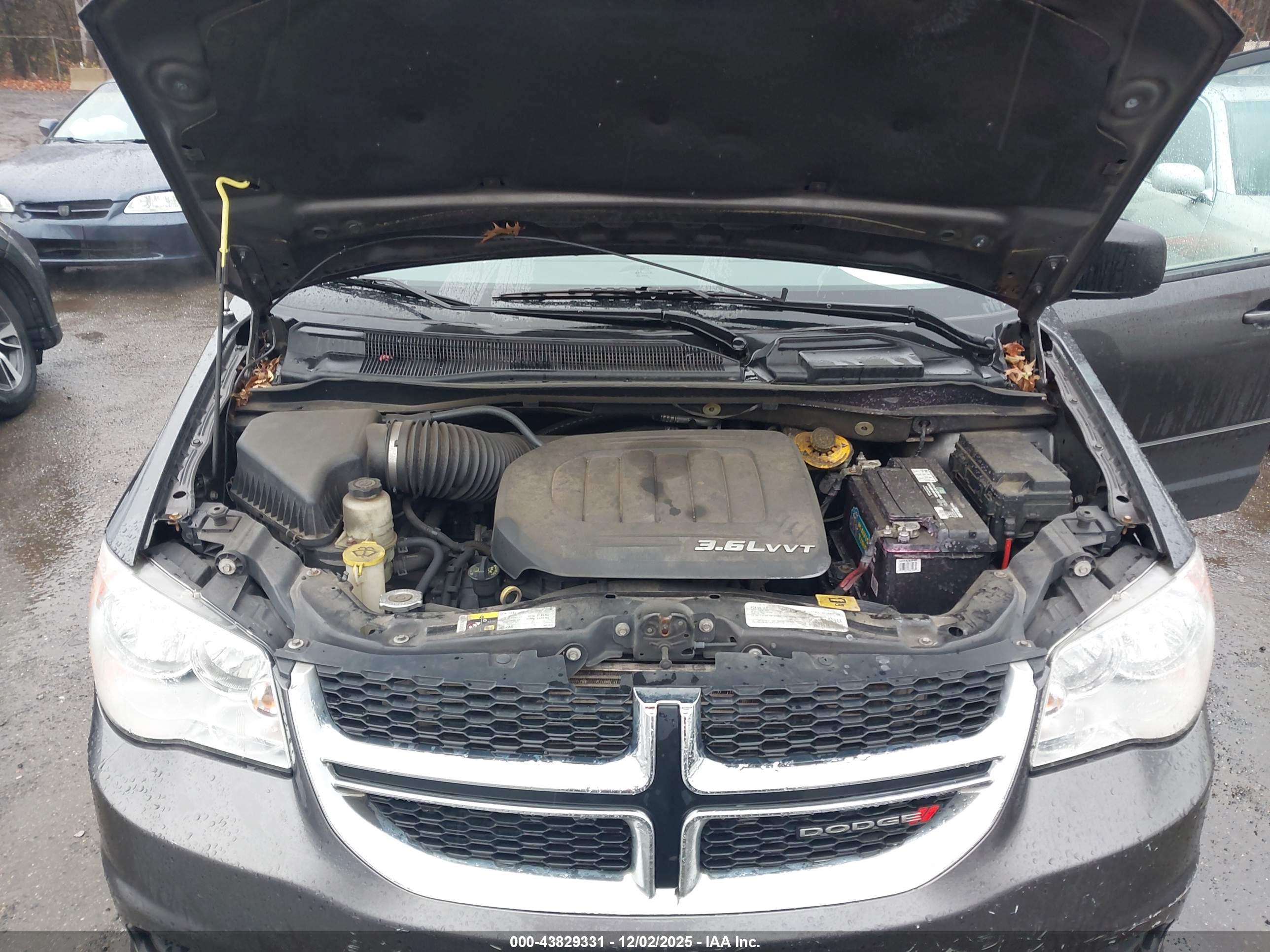 DODGE GRAND image 10