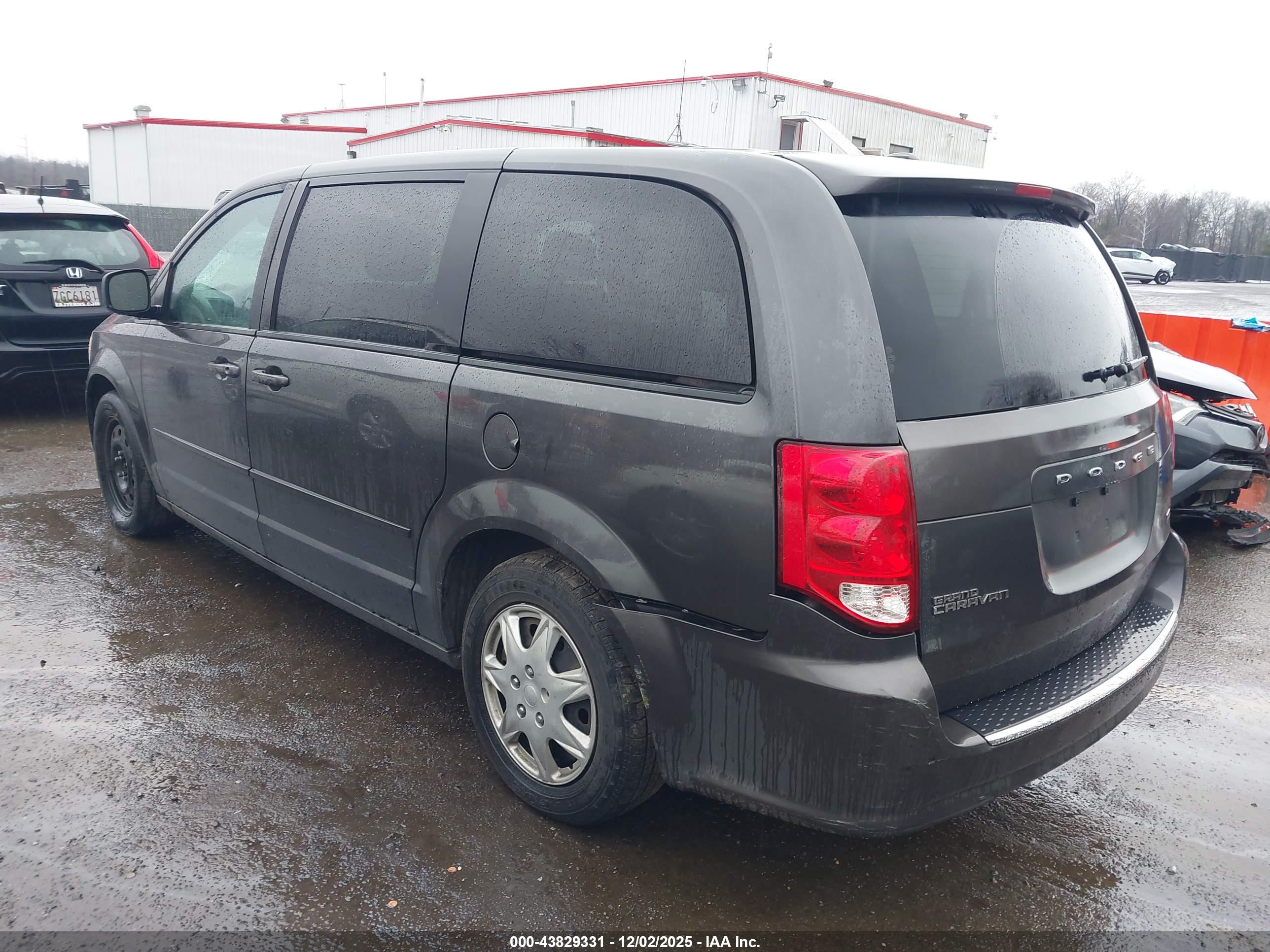 DODGE GRAND image 3