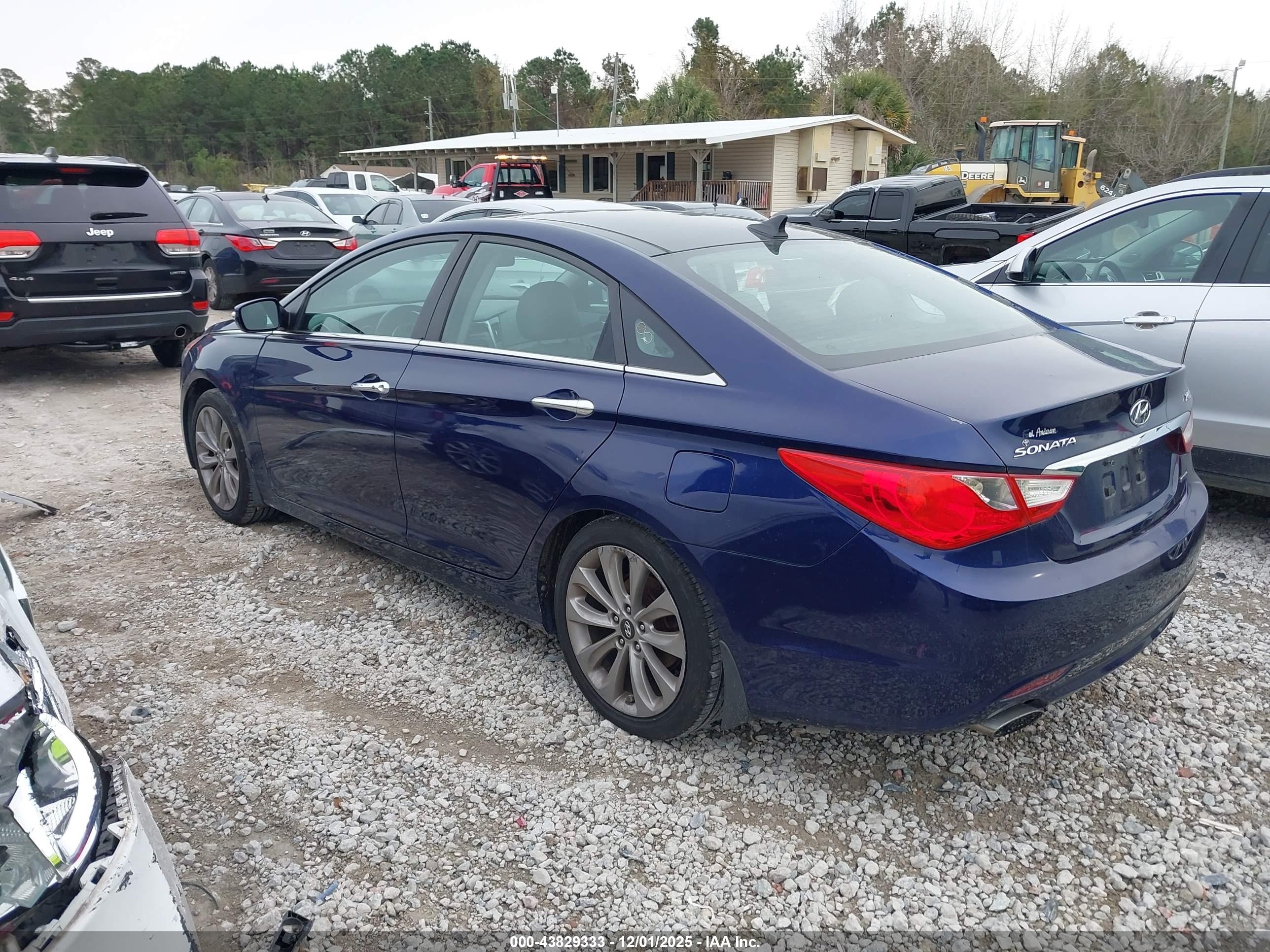 HYUNDAI SONATA image 3
