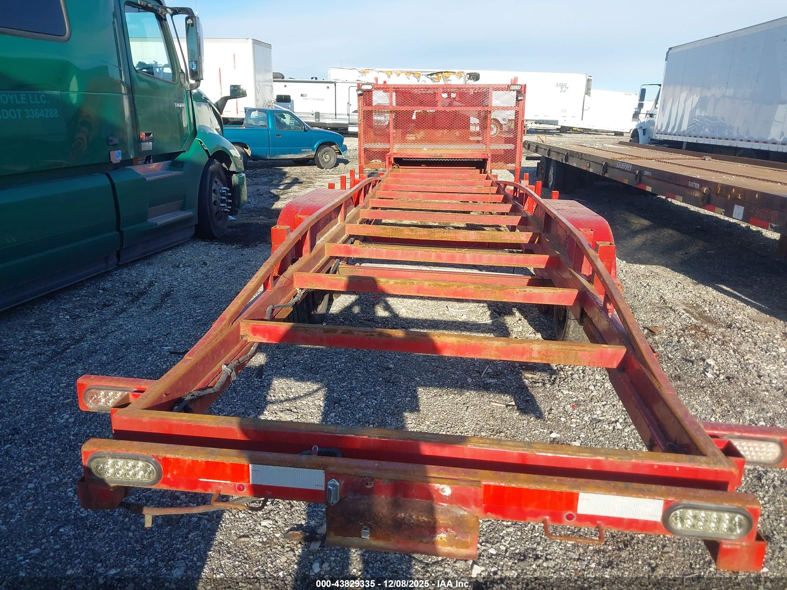 TRAILER AKY image 8