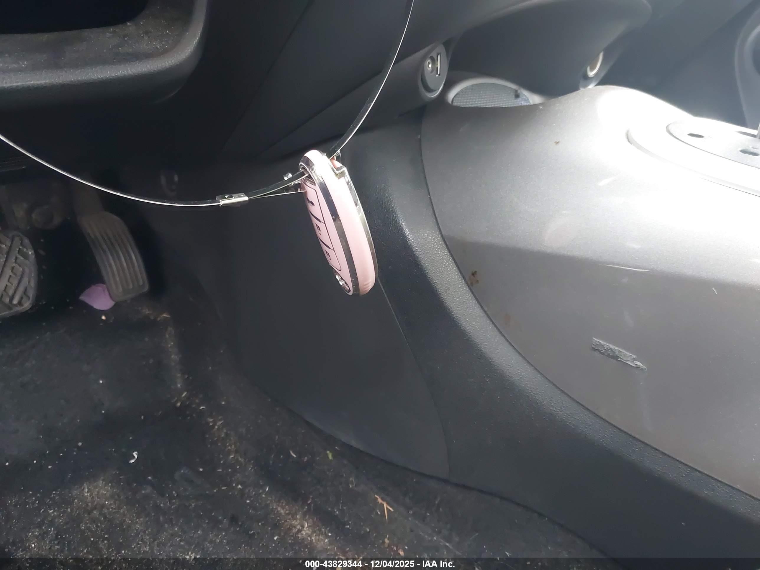 NISSAN JUKE image 11