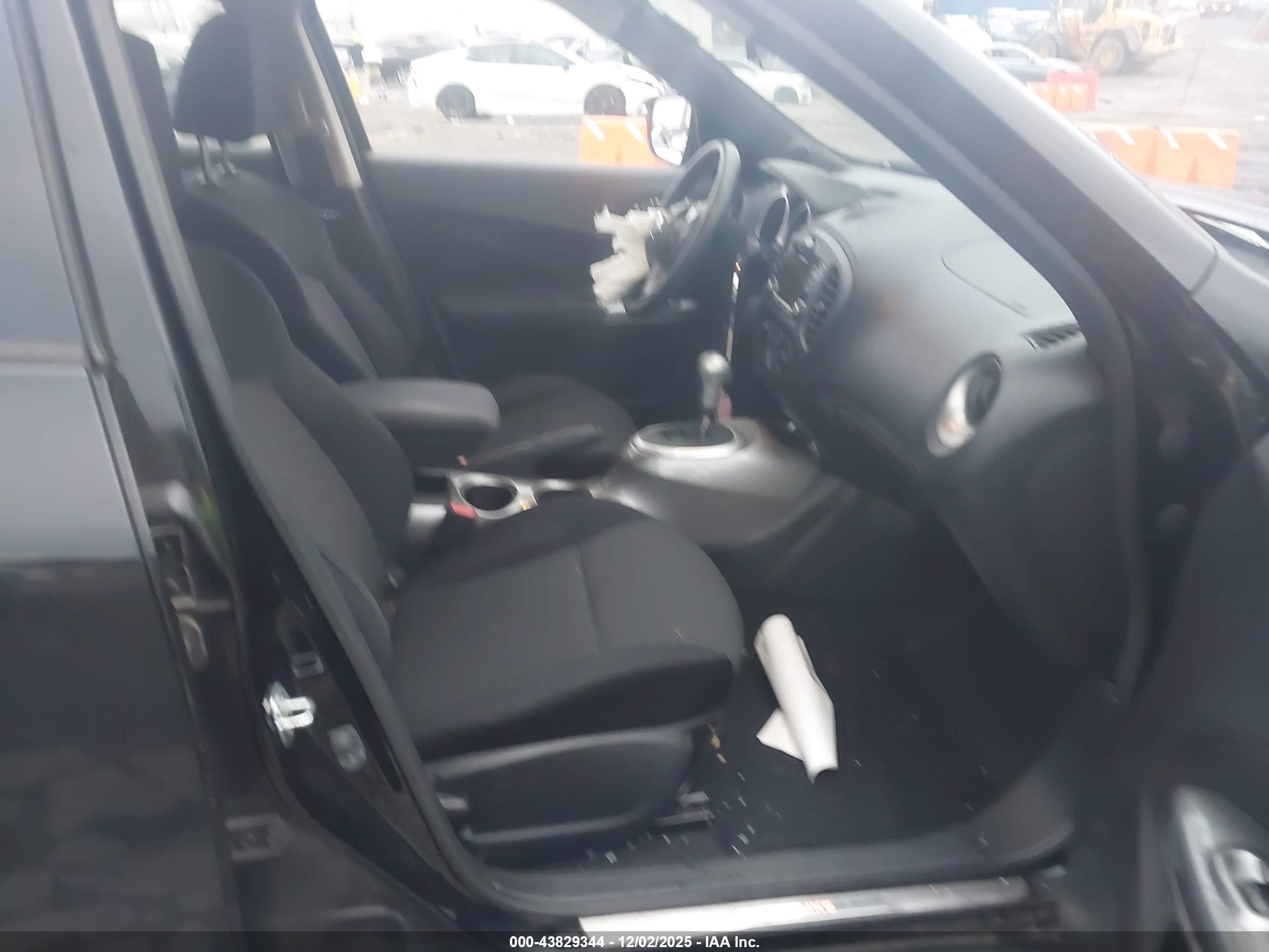 NISSAN JUKE image 5