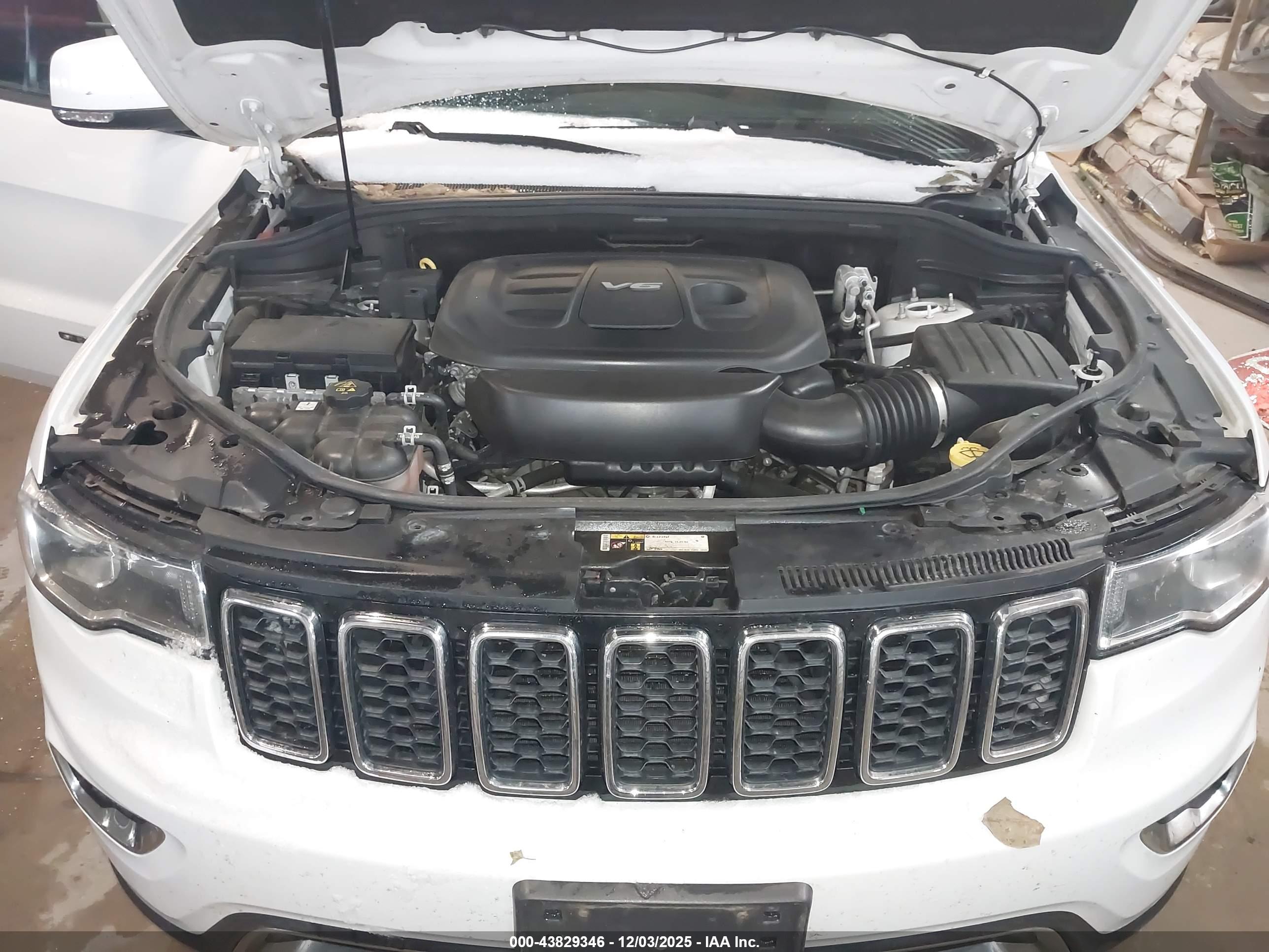 JEEP GRAND image 10