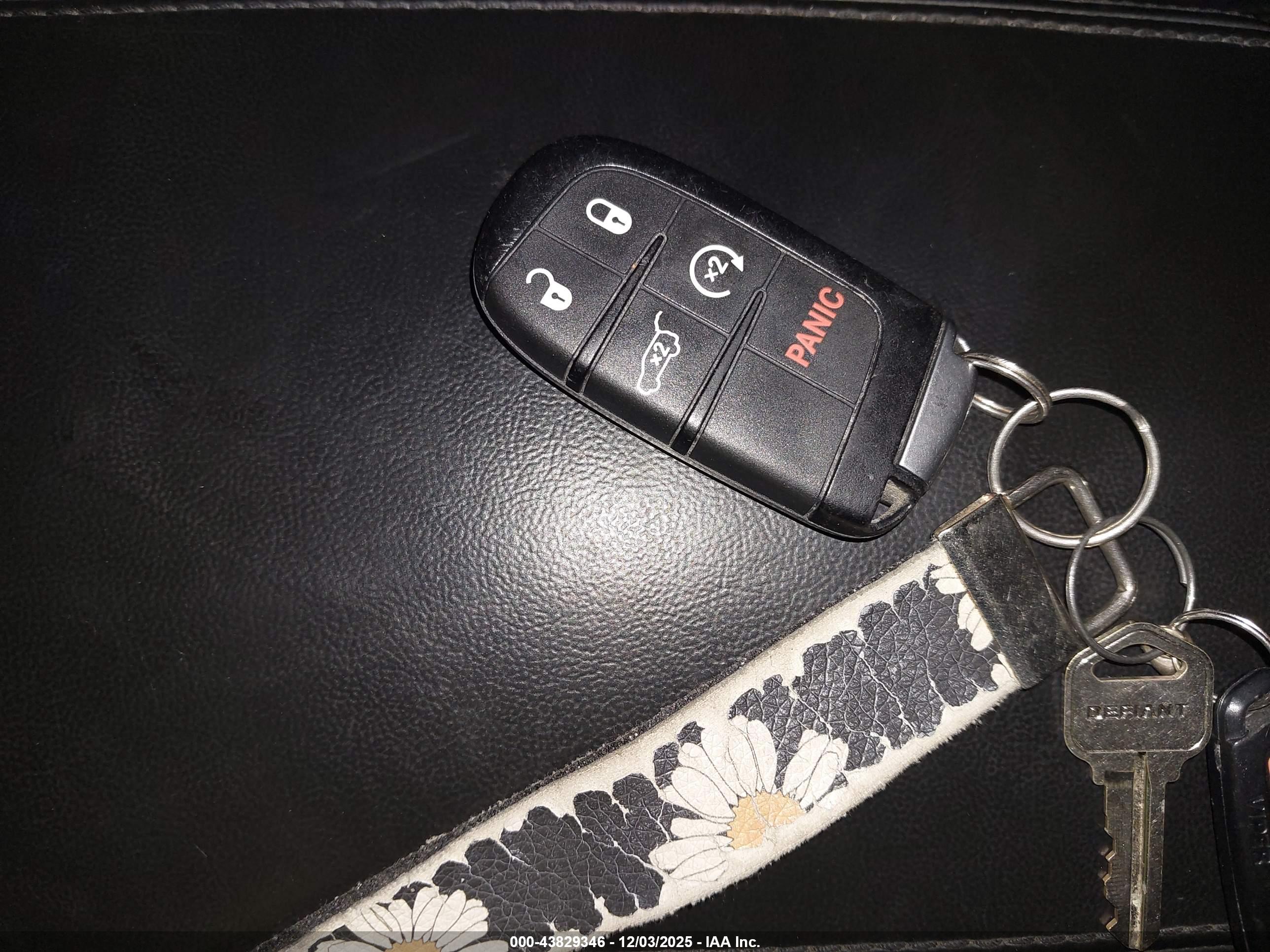 JEEP GRAND image 11
