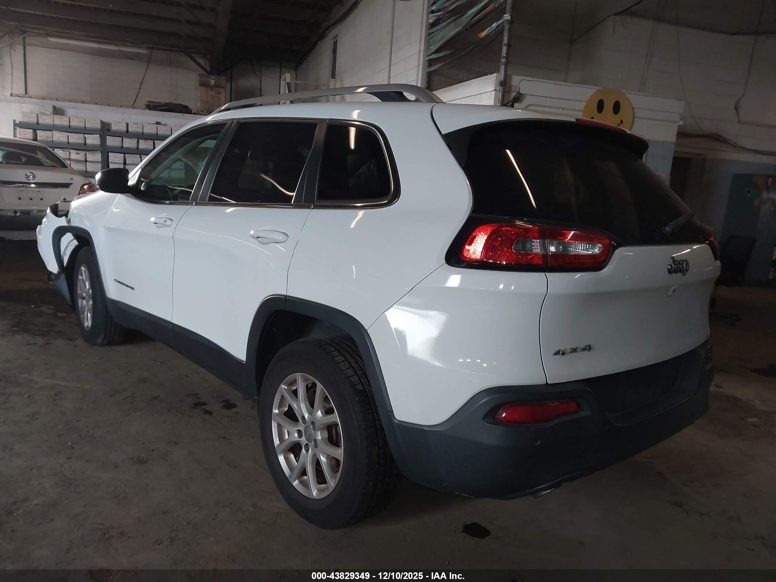 JEEP CHEROKEE image 3