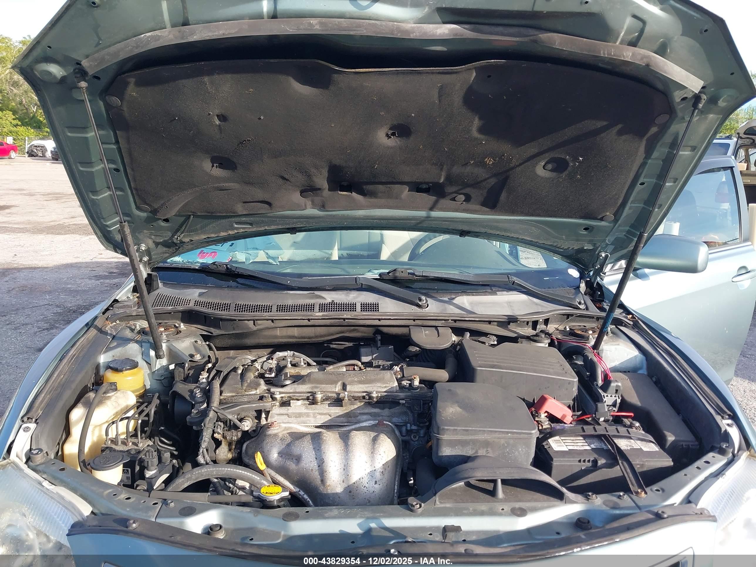 TOYOTA CAMRY image 10