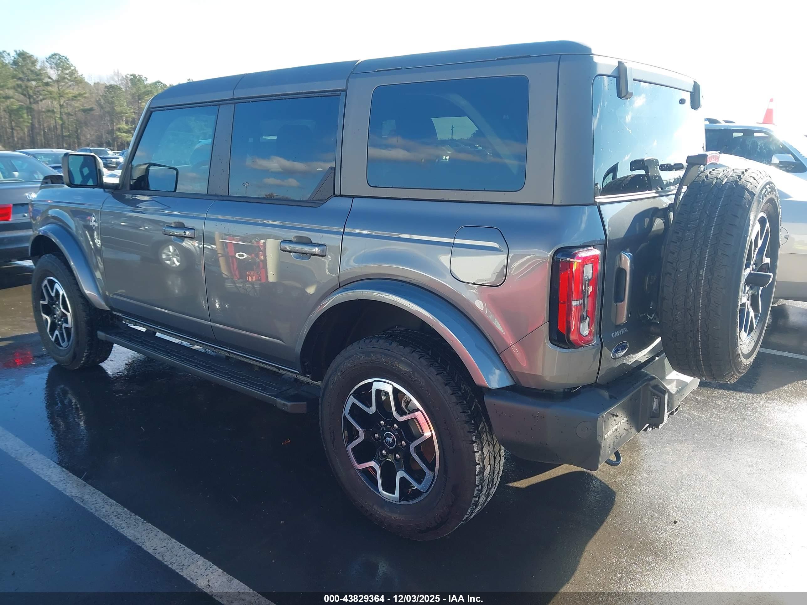 FORD BRONCO image 3