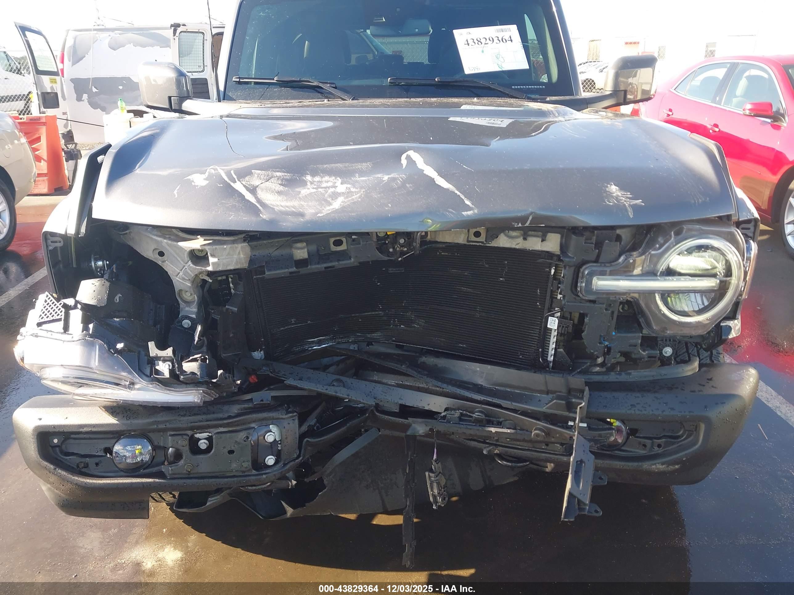 FORD BRONCO image 6