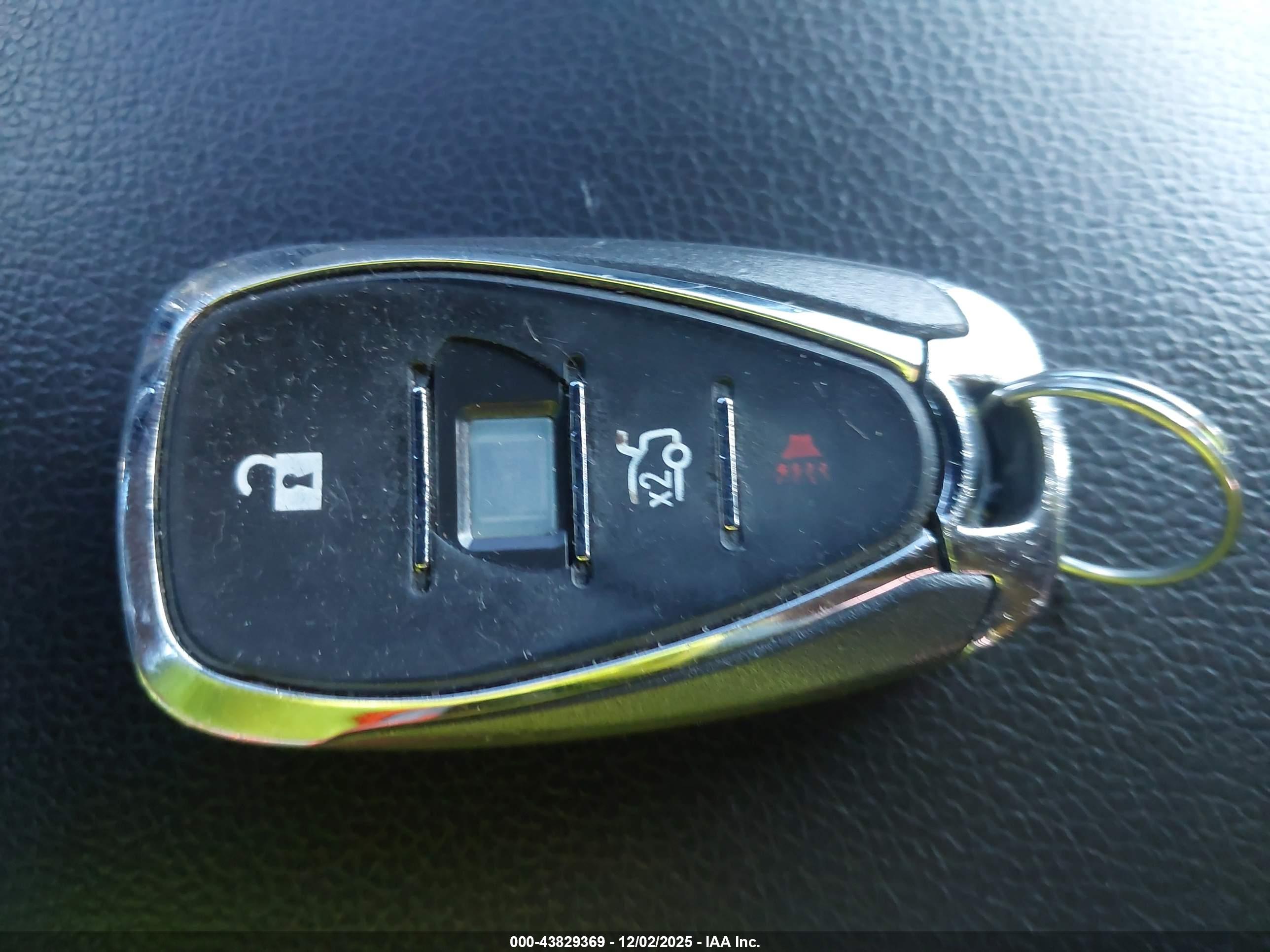 CHEVROLET MALIBU image 11