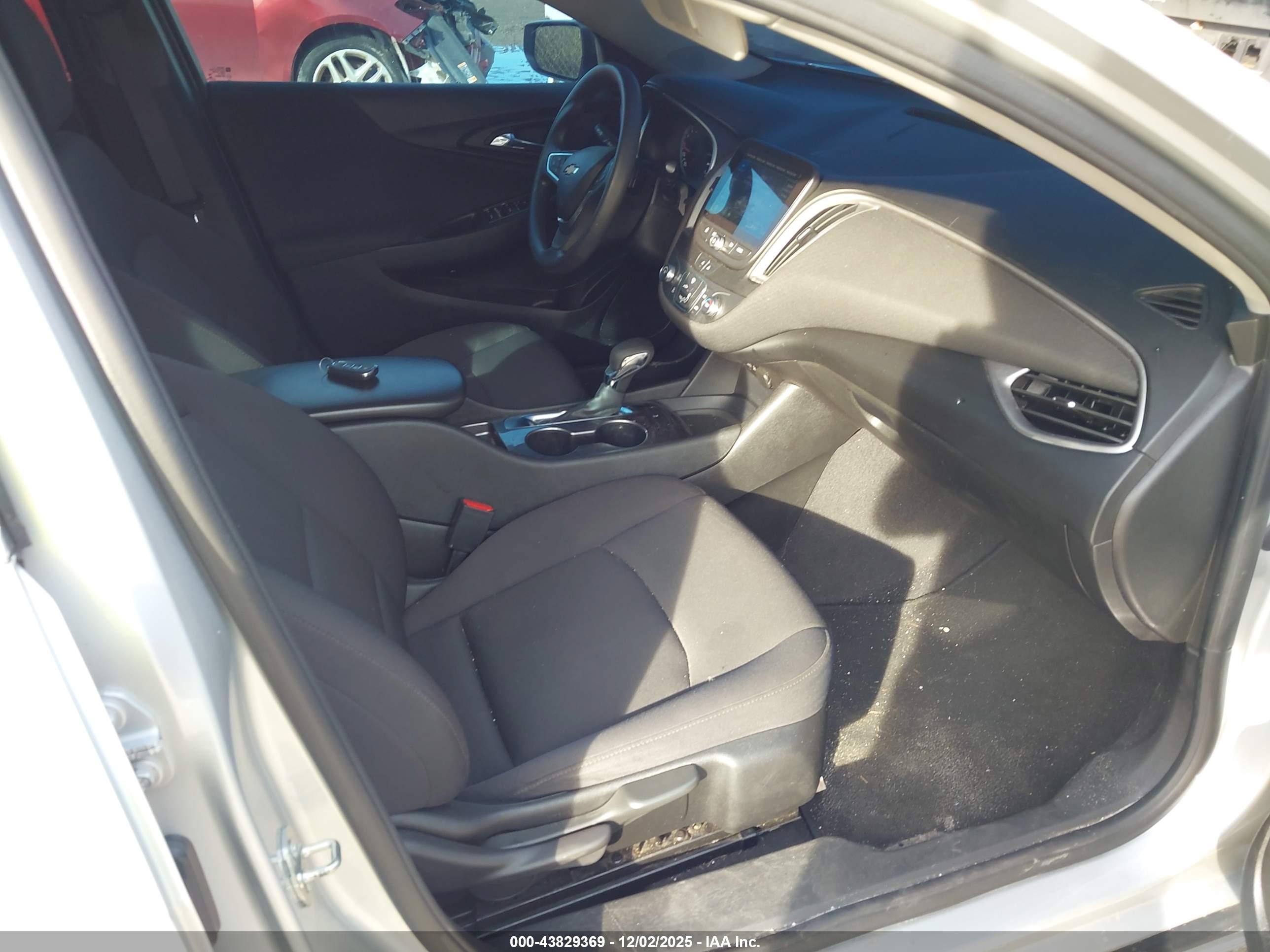 CHEVROLET MALIBU image 5