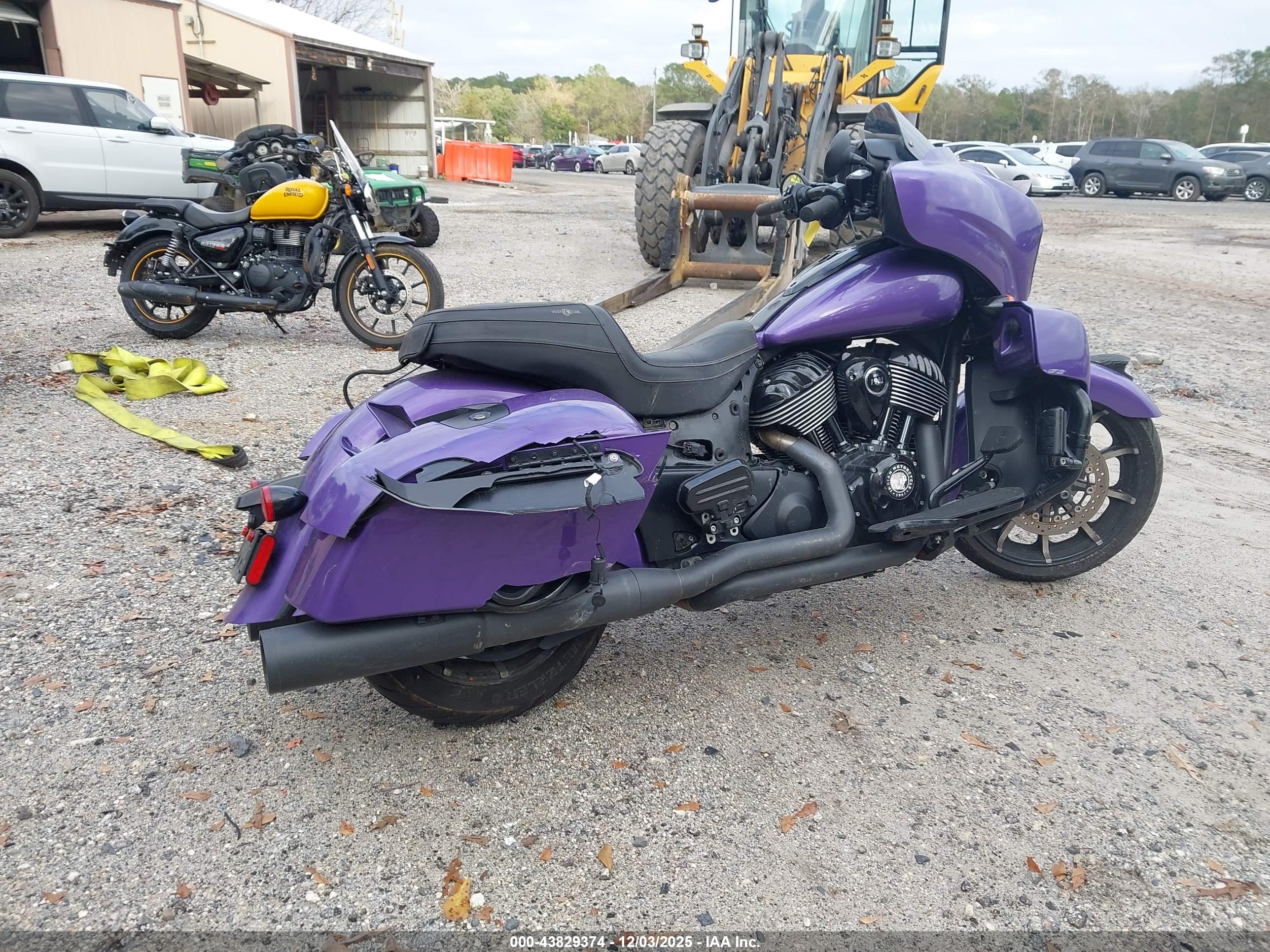 INDIAN MOTORCYCLE image 4