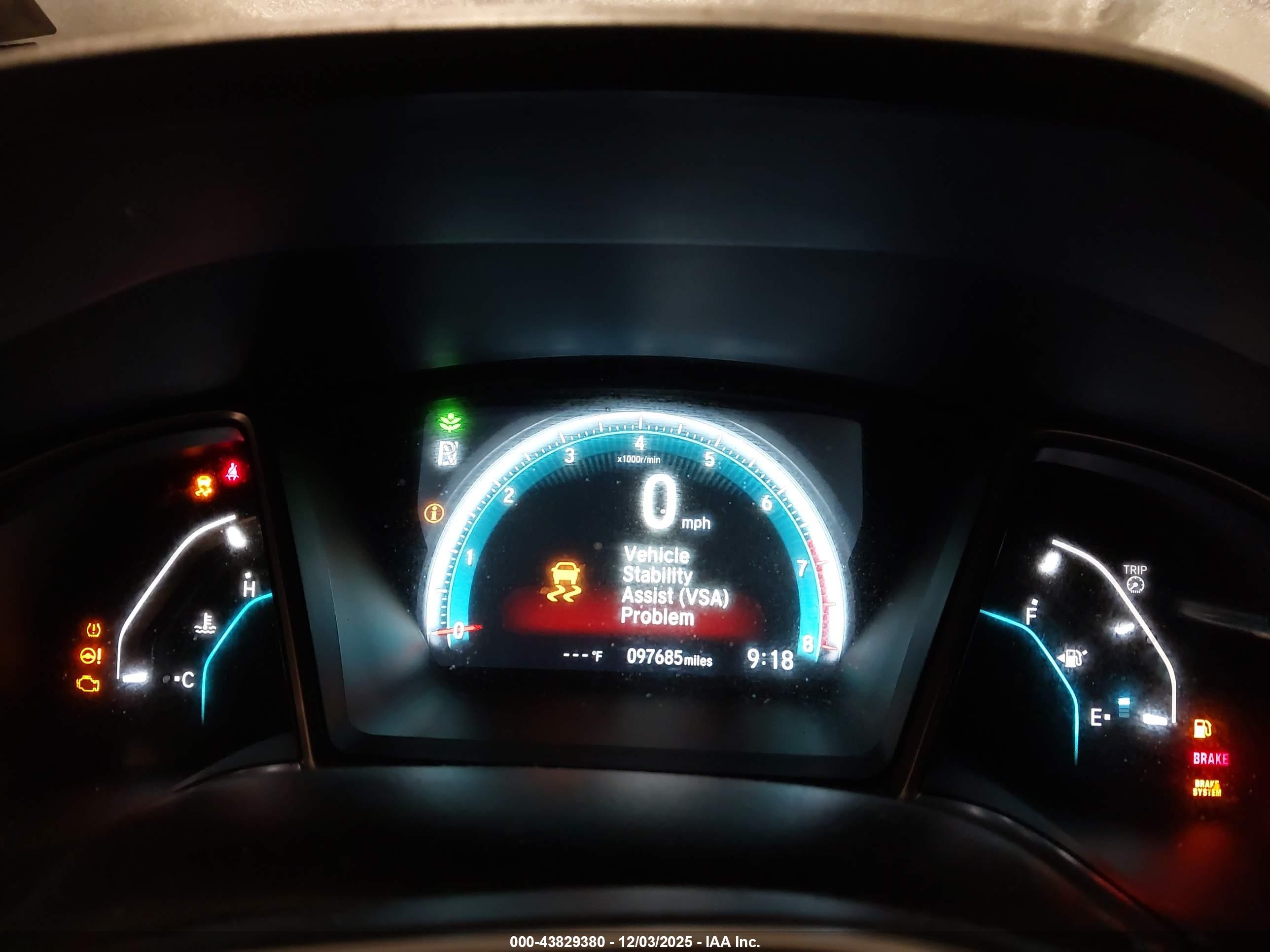 HONDA CIVIC image 7