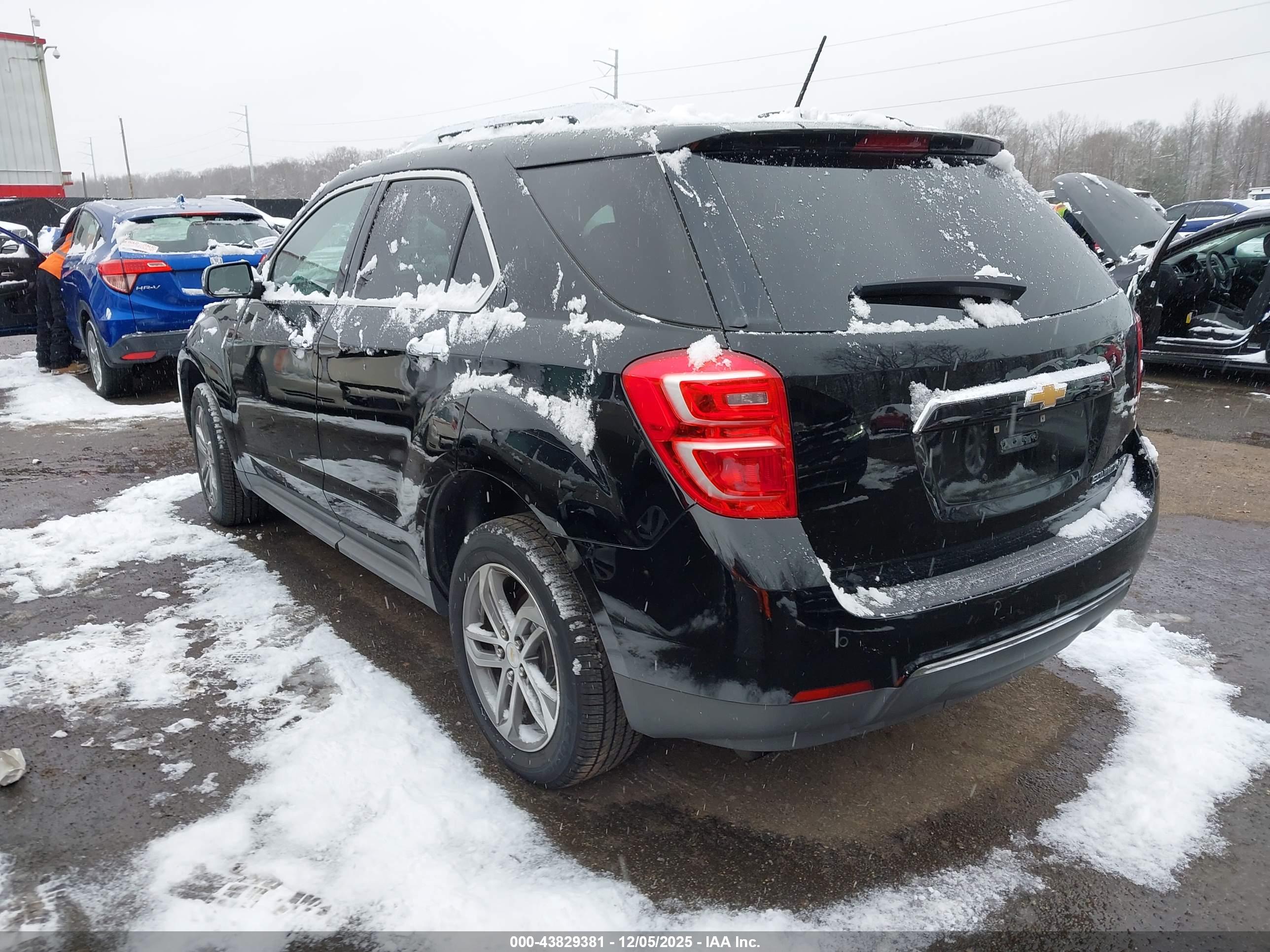 CHEVROLET EQUINOX image 3