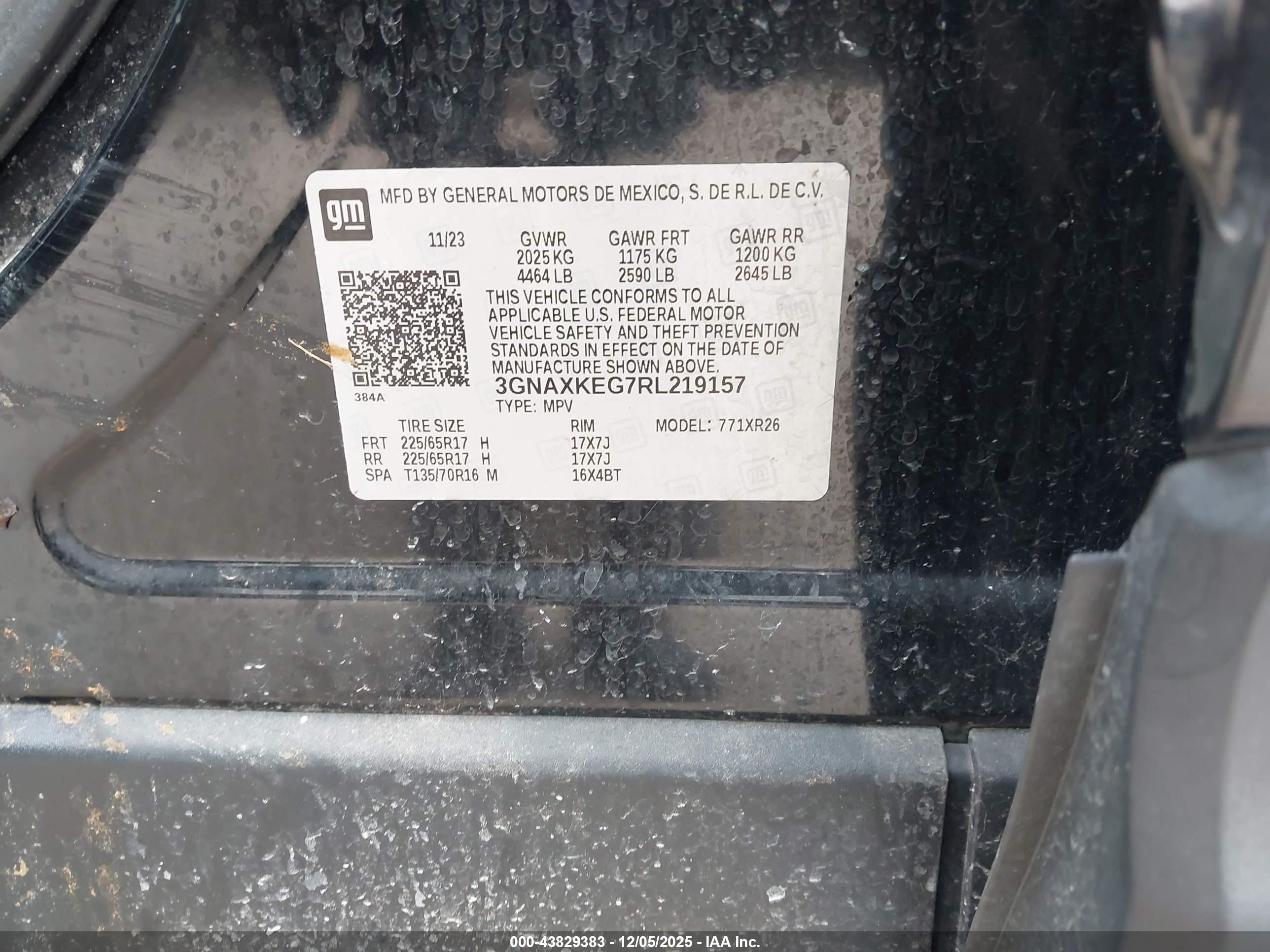 CHEVROLET EQUINOX image 9