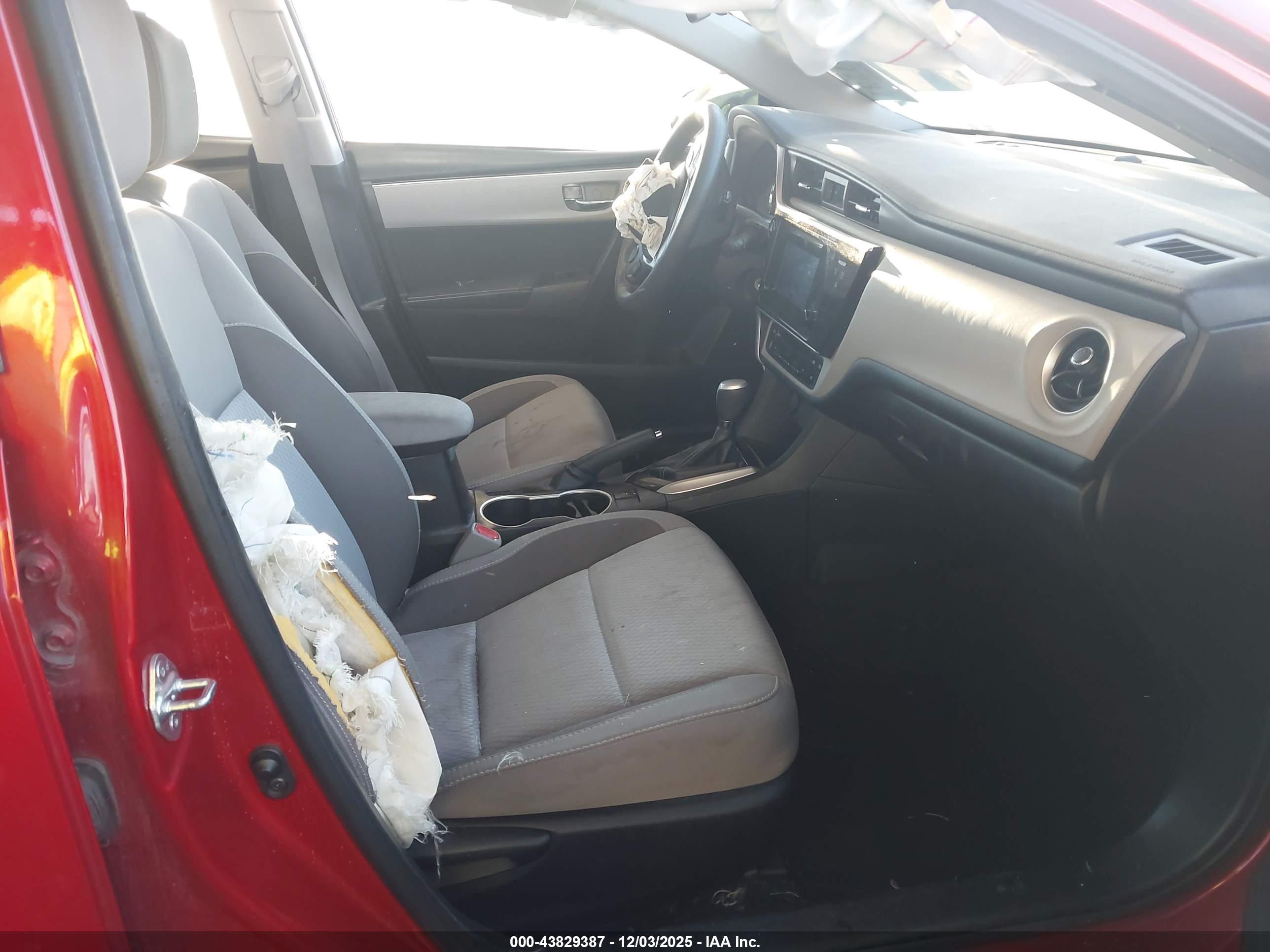 TOYOTA COROLLA image 5