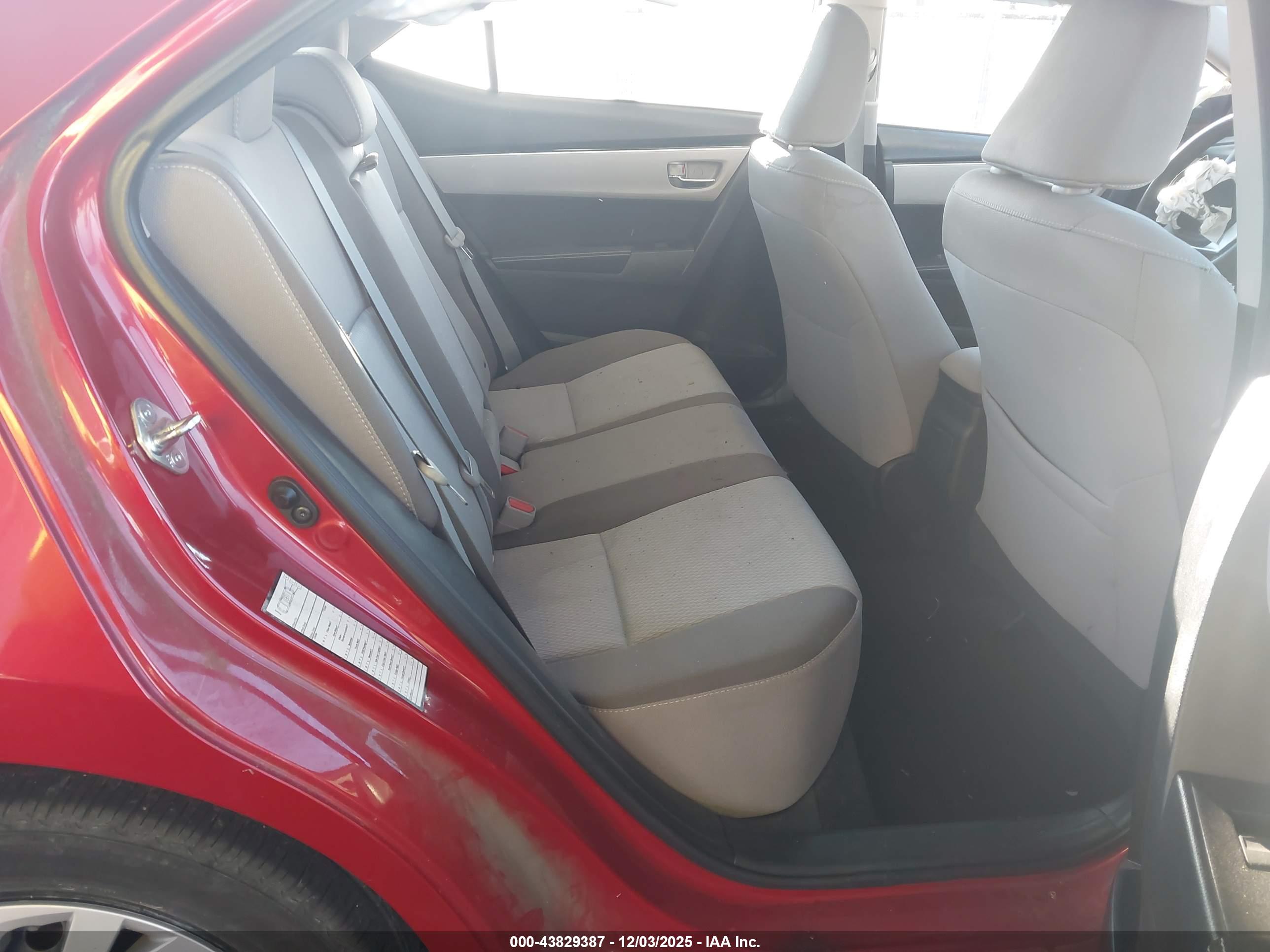 TOYOTA COROLLA image 8