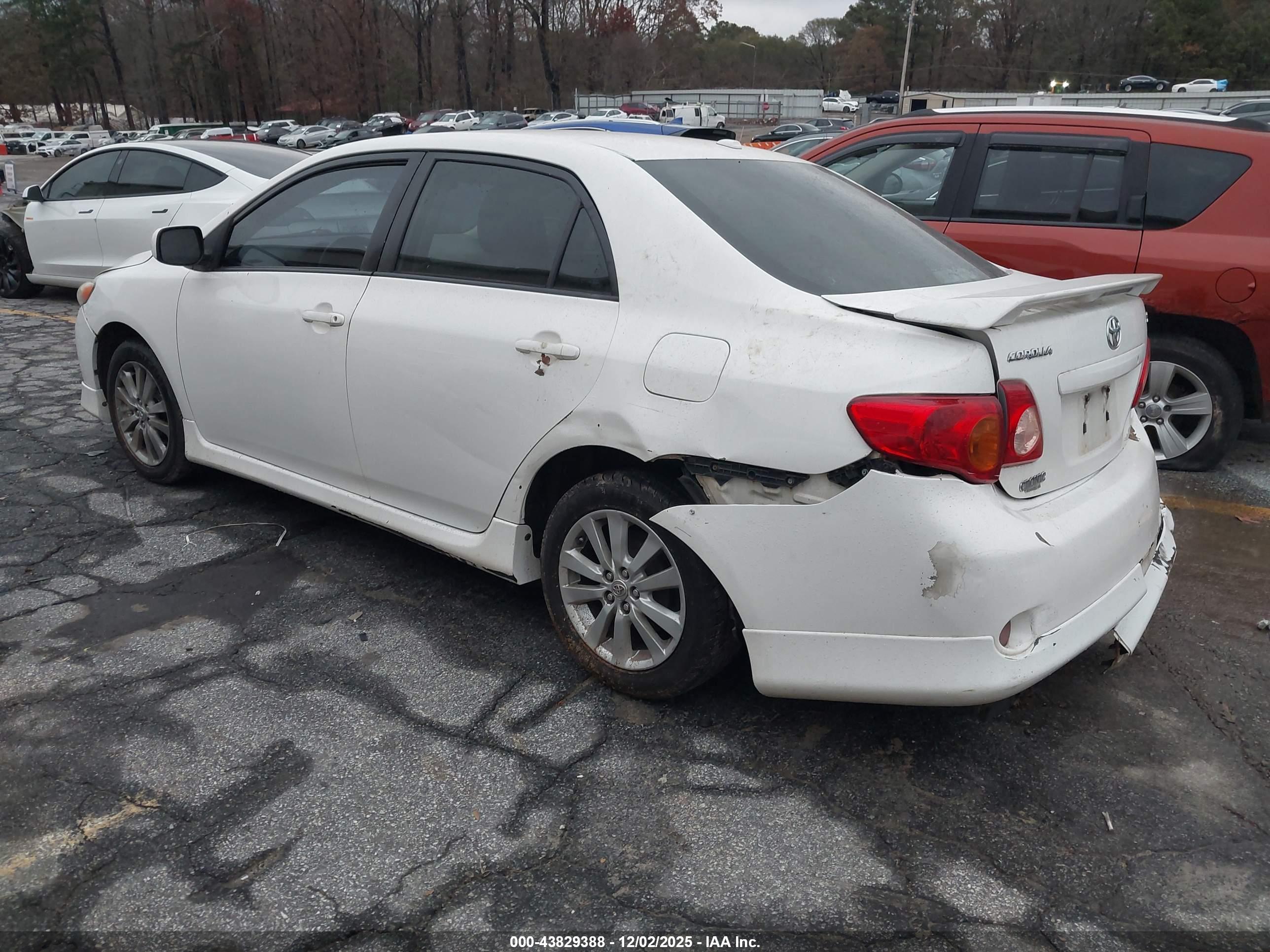 TOYOTA COROLLA image 3