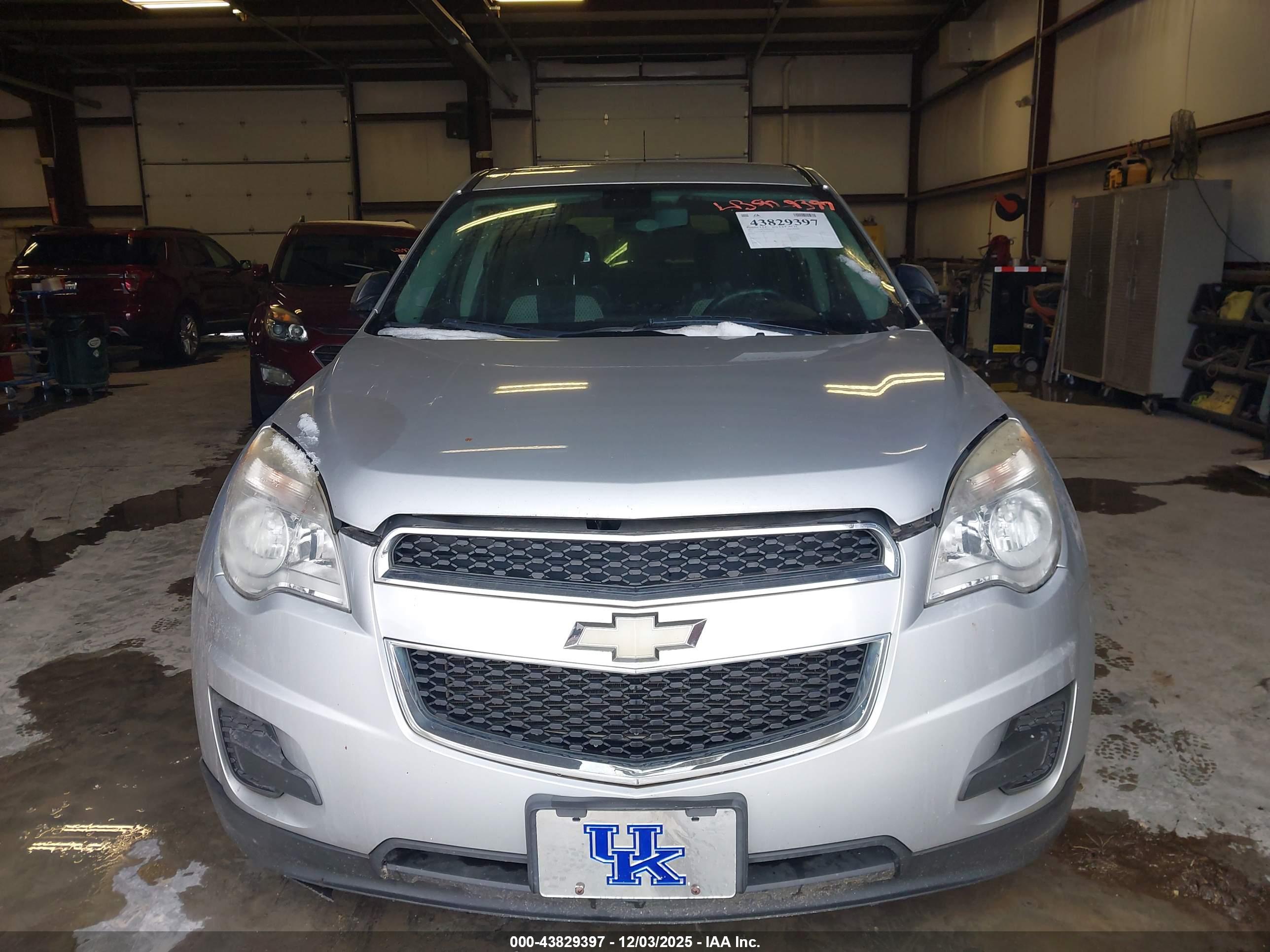 CHEVROLET EQUINOX image 6