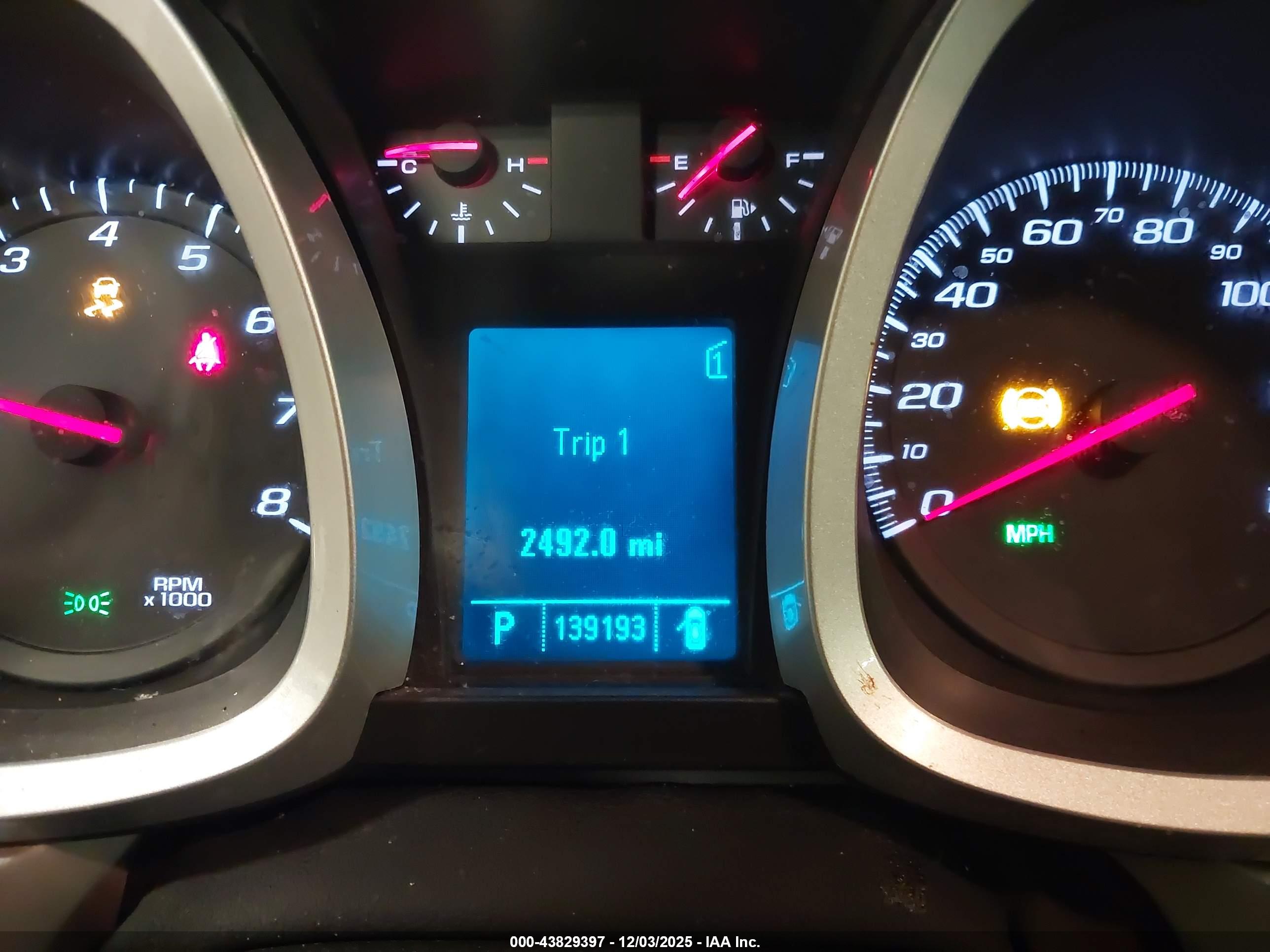 CHEVROLET EQUINOX image 7