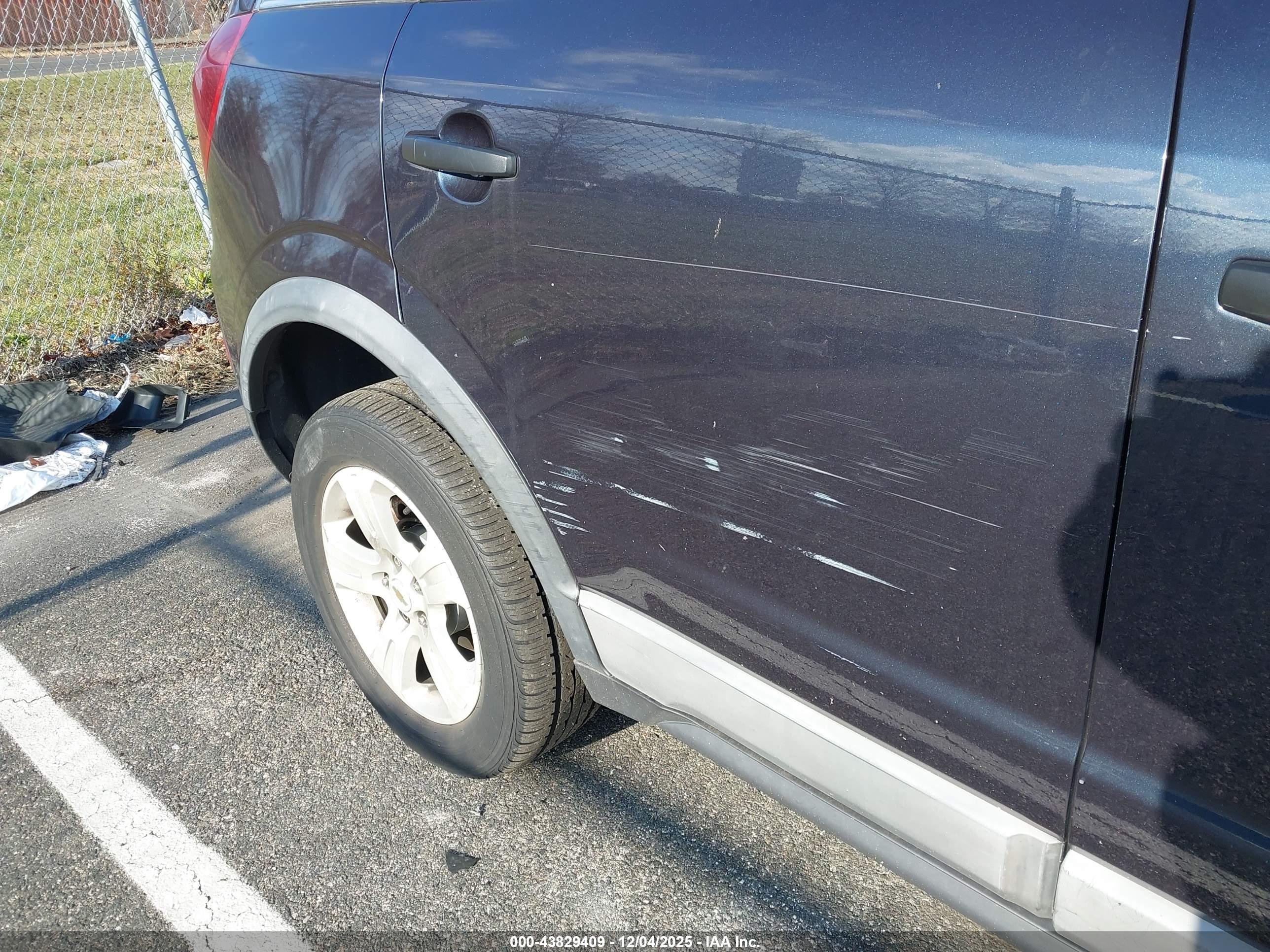 CHEVROLET CAPTIVA image 6