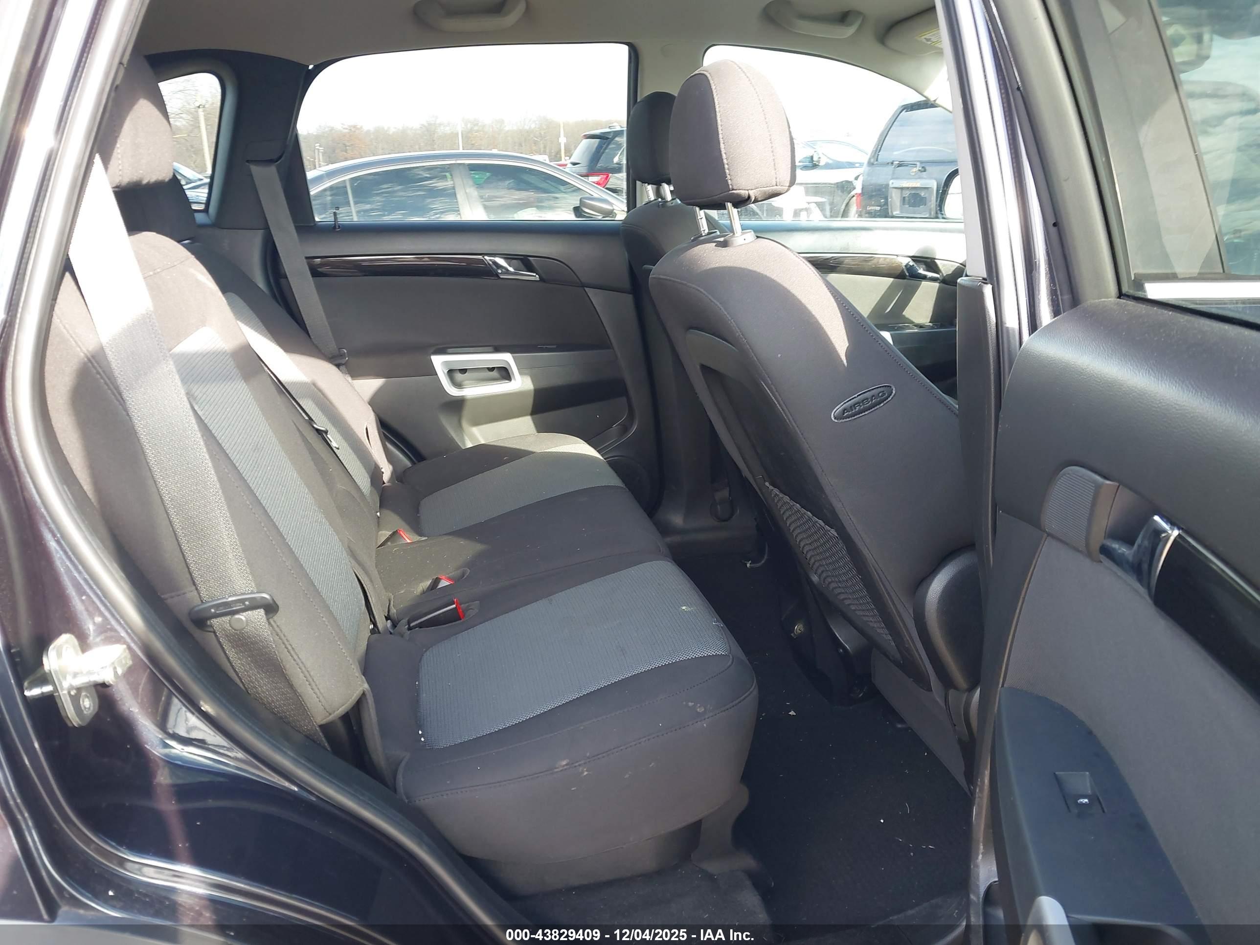 CHEVROLET CAPTIVA image 8