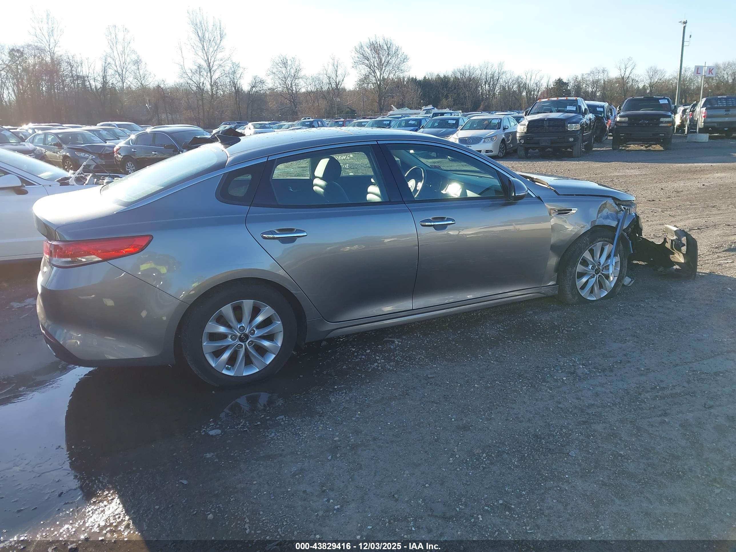 KIA OPTIMA image 4