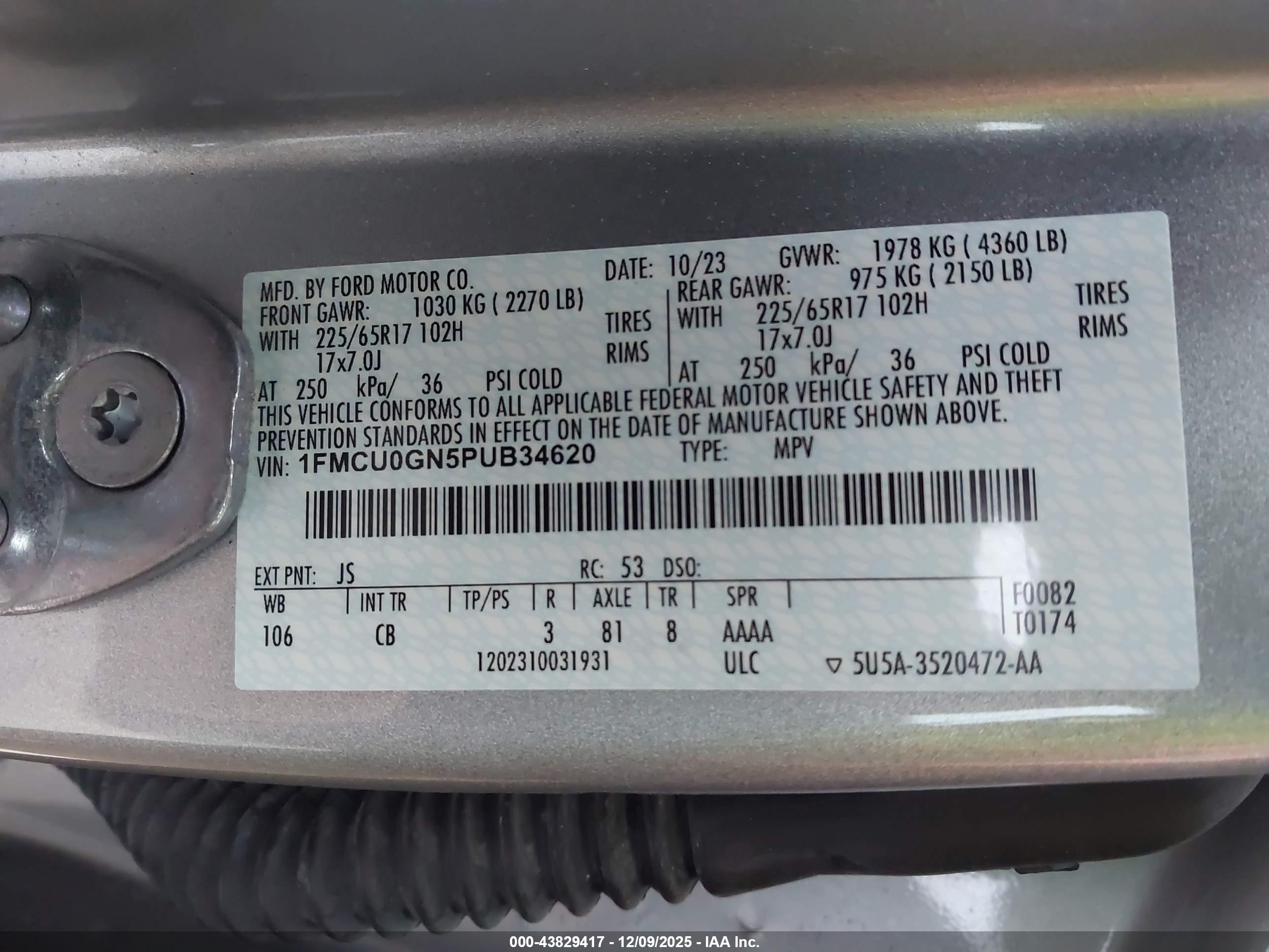 FORD ESCAPE image 9