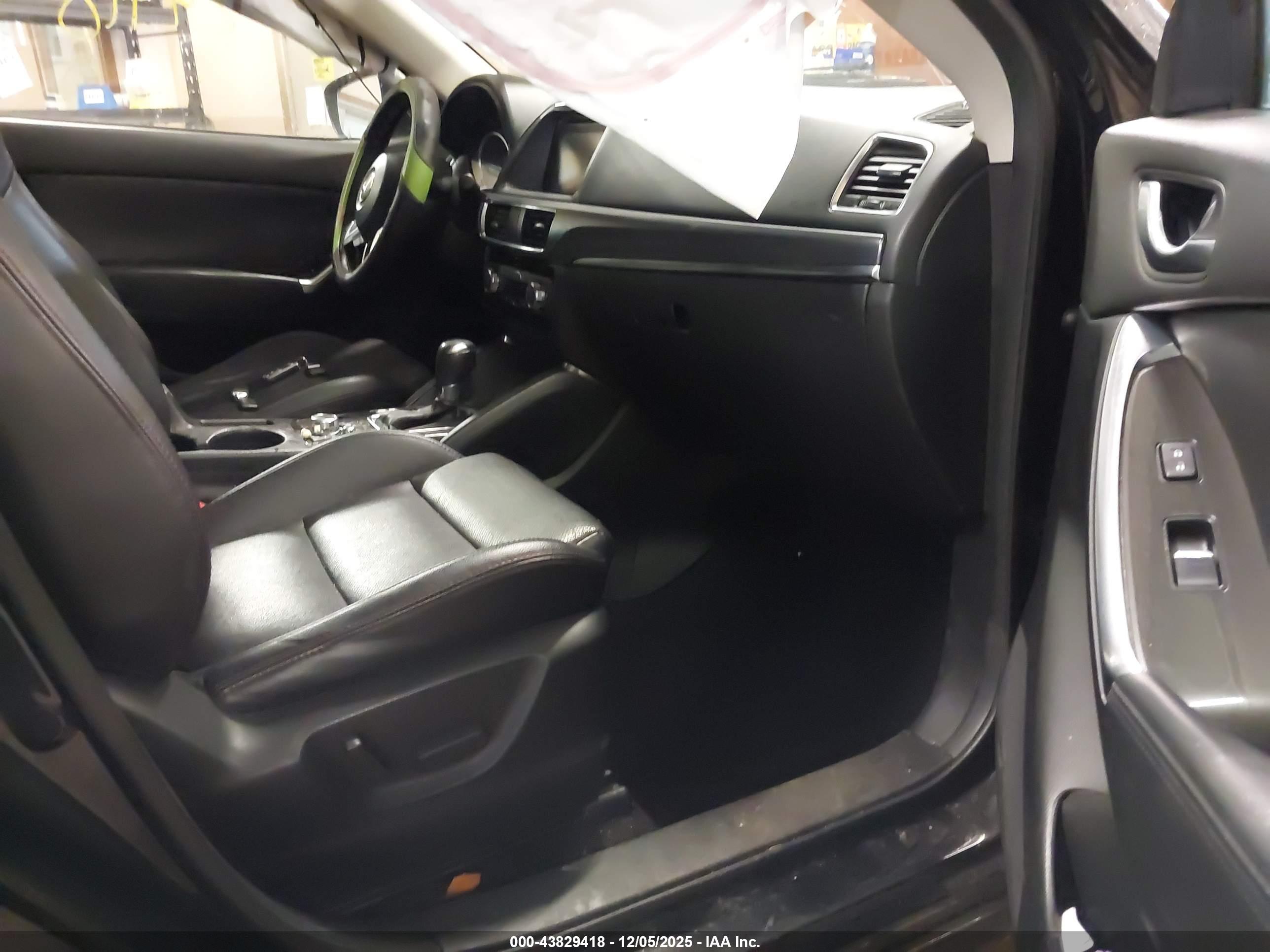 MAZDA CX-5 image 5