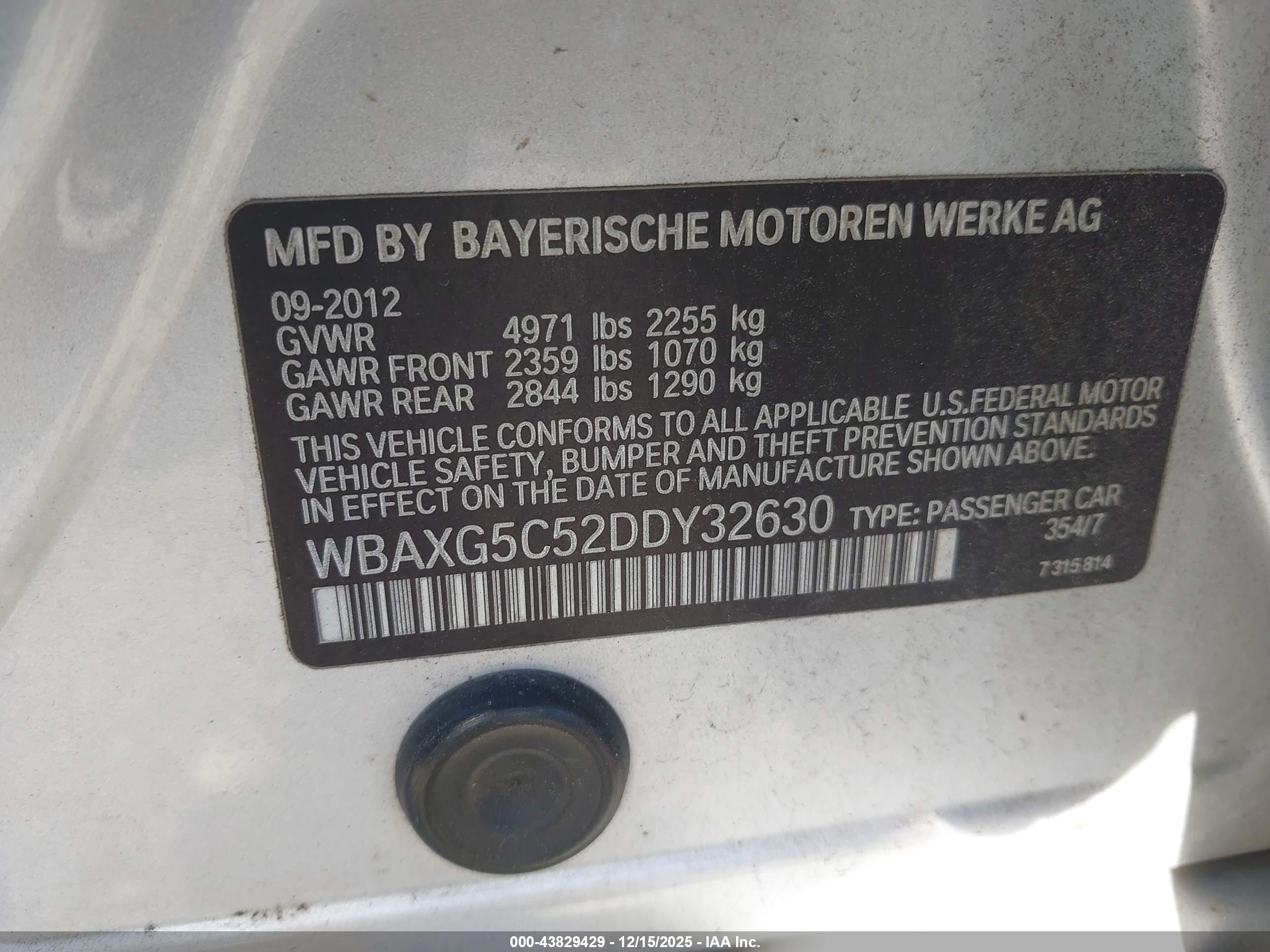 BMW 528I image 9