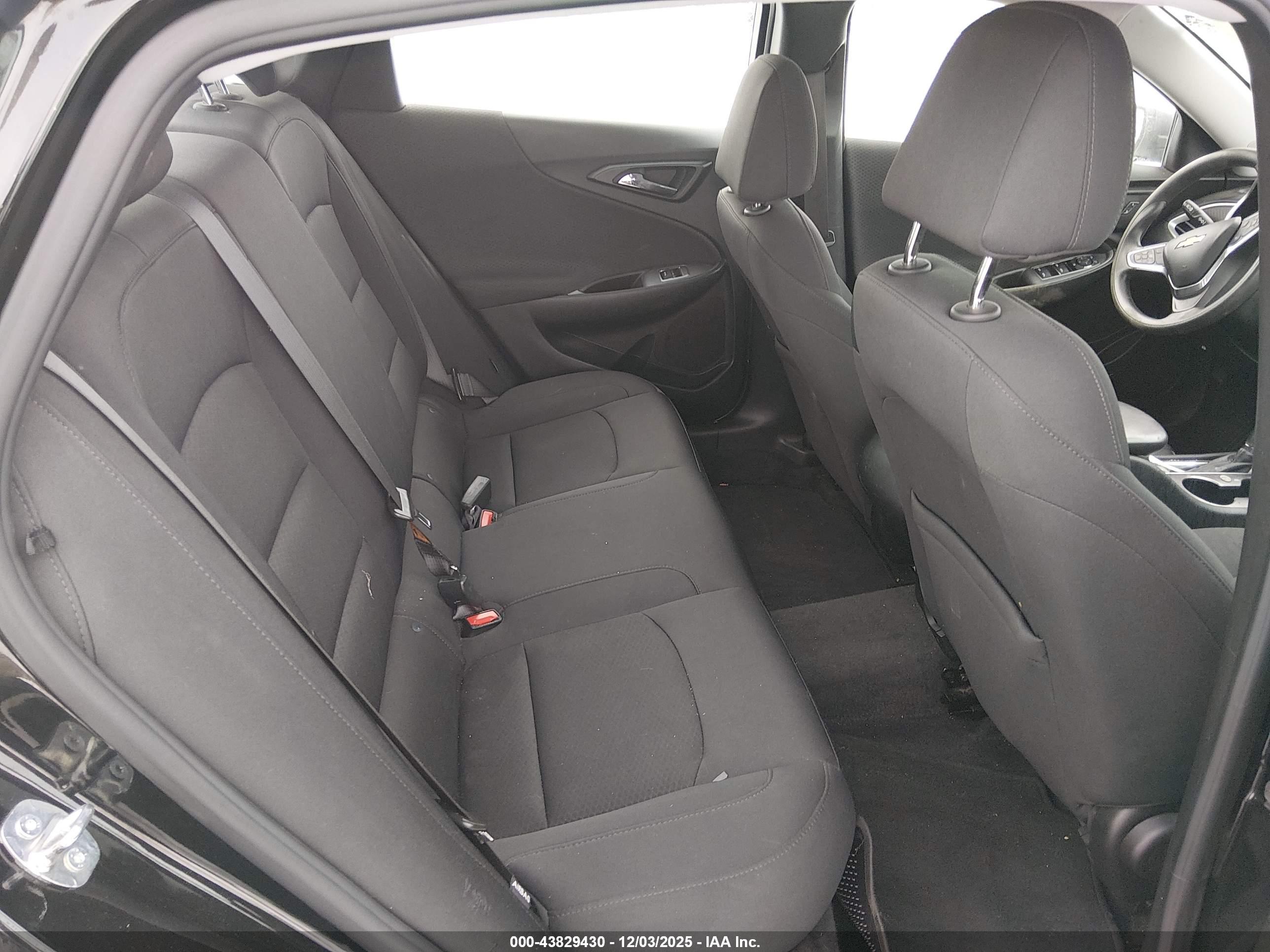 CHEVROLET MALIBU image 8