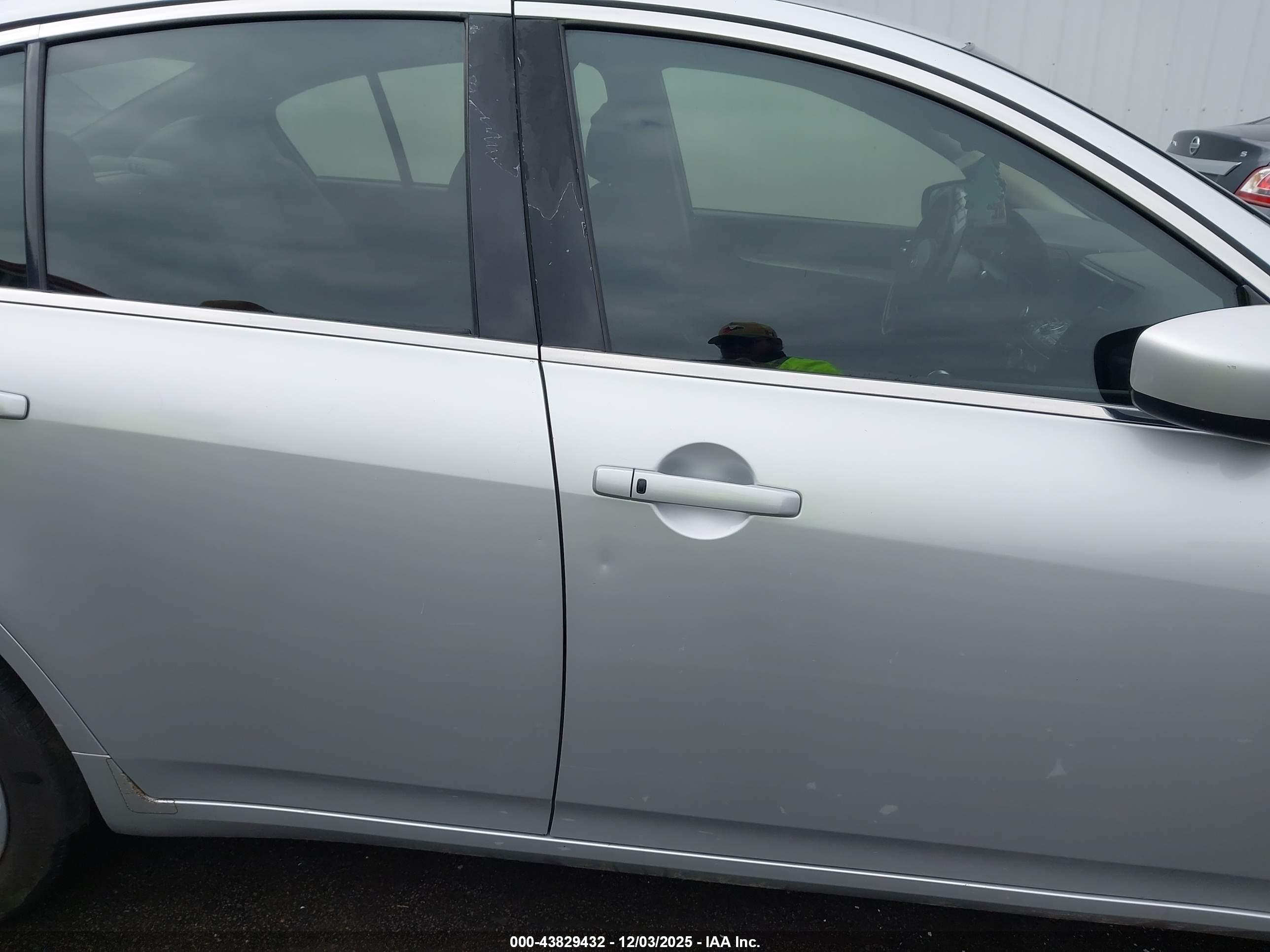 INFINITI G37X image 6