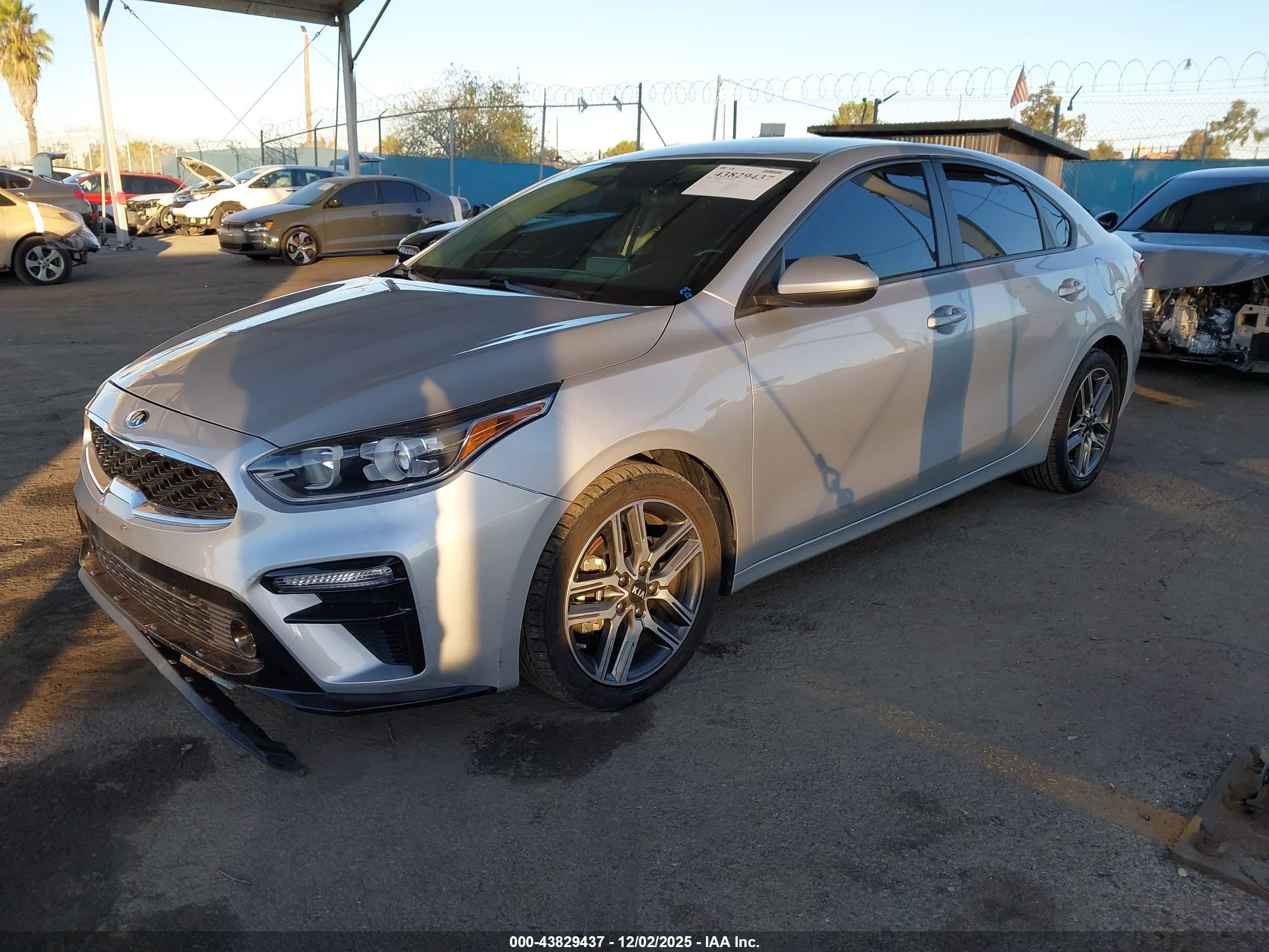 KIA FORTE image 2
